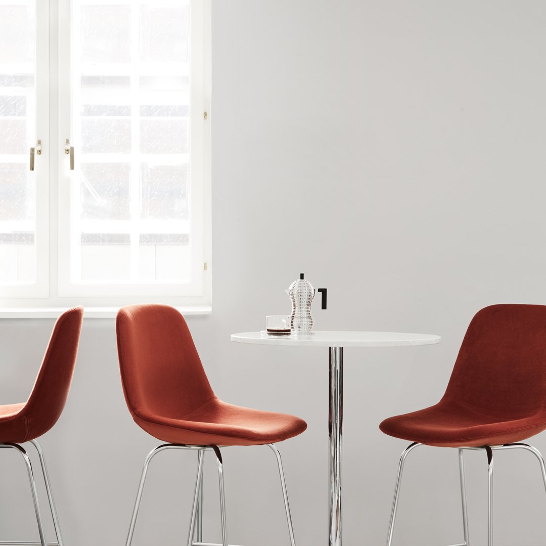 Erik Jørgensen Eyes Bar Stool - Modern Scandinavian Bar Height Chair for Kitchen Island, Home Bar & Dining Counter - Perfect for Contemporary Interiors