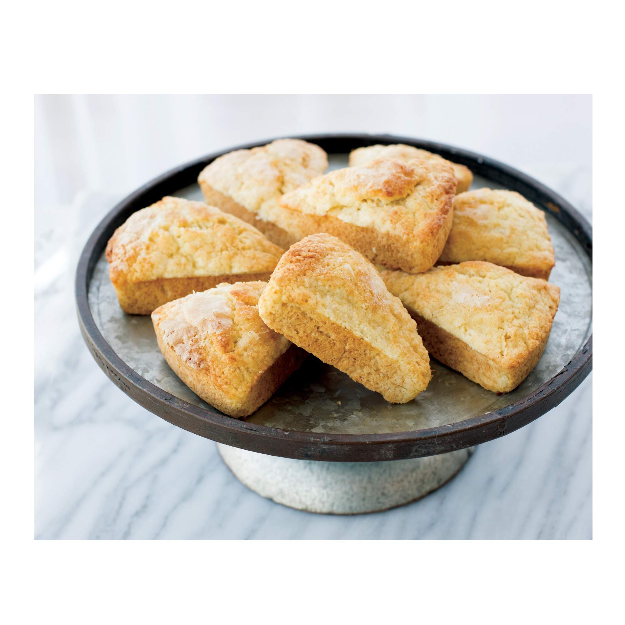 Nordic Ware Scottish Scone & Cornbread Pan - Nonstick Cast Aluminum Baking Pan for Perfect Scones, Cornbread & Biscuits - Ideal for Breakfast, Tea Time & Holiday Baking