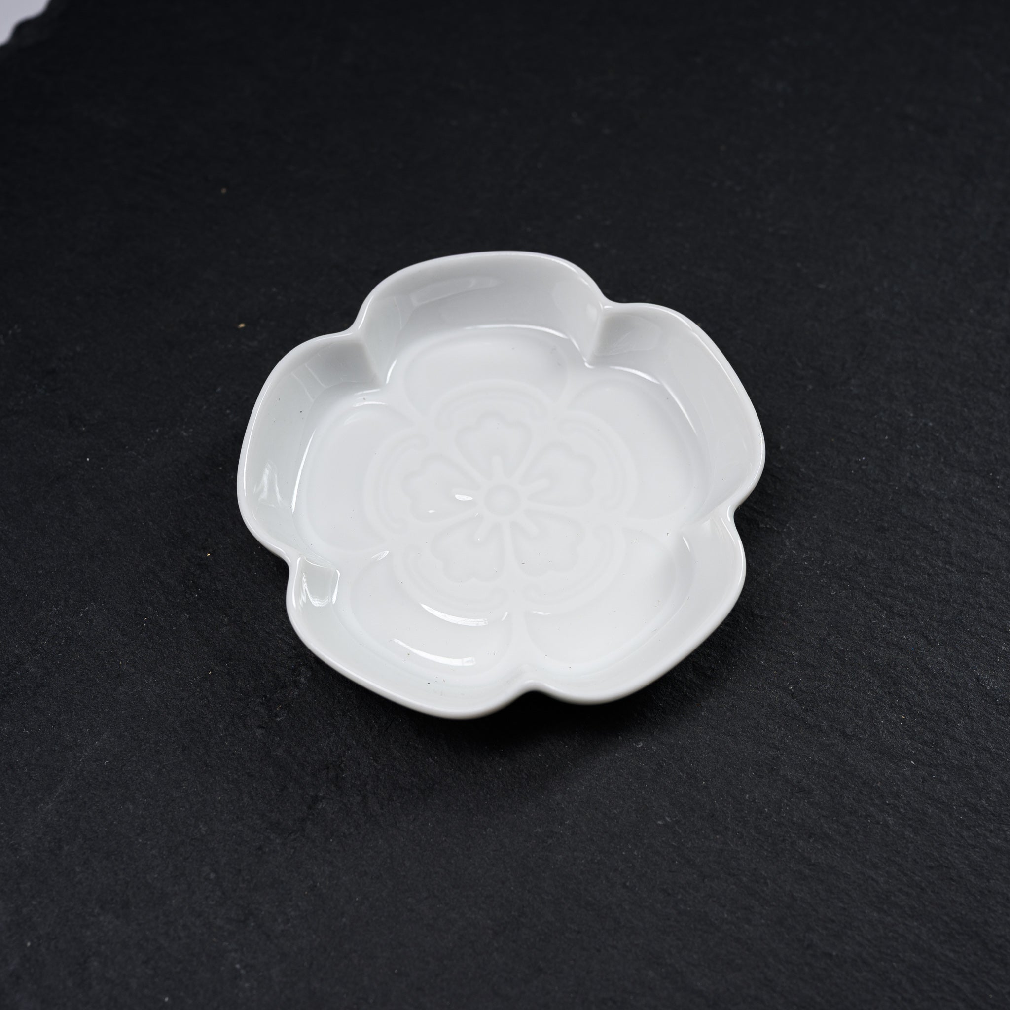MIYAMA Mino Ware Small Condiment Plate - 7 Stylish Japanese Ceramic Dishes for Soy Sauce, Wasabi & Sushi - Perfect for Asian Dining & Home Decor