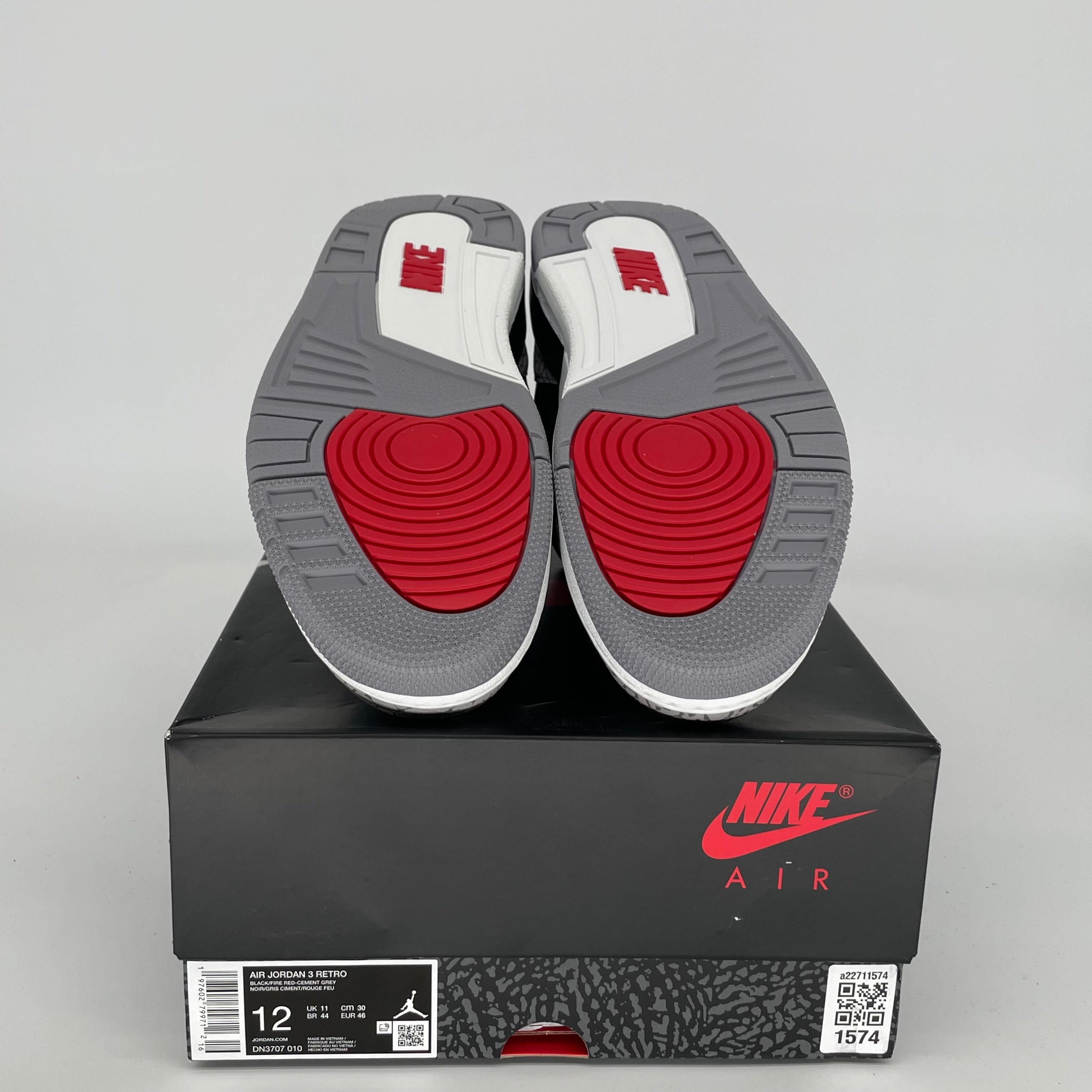 Original Air Jordan 3 Retro 'Black Cement' Men's Basketball Shoes Size 12 (DN3707-010) - Iconic Sneakers for Streetwear & Basketball Performance