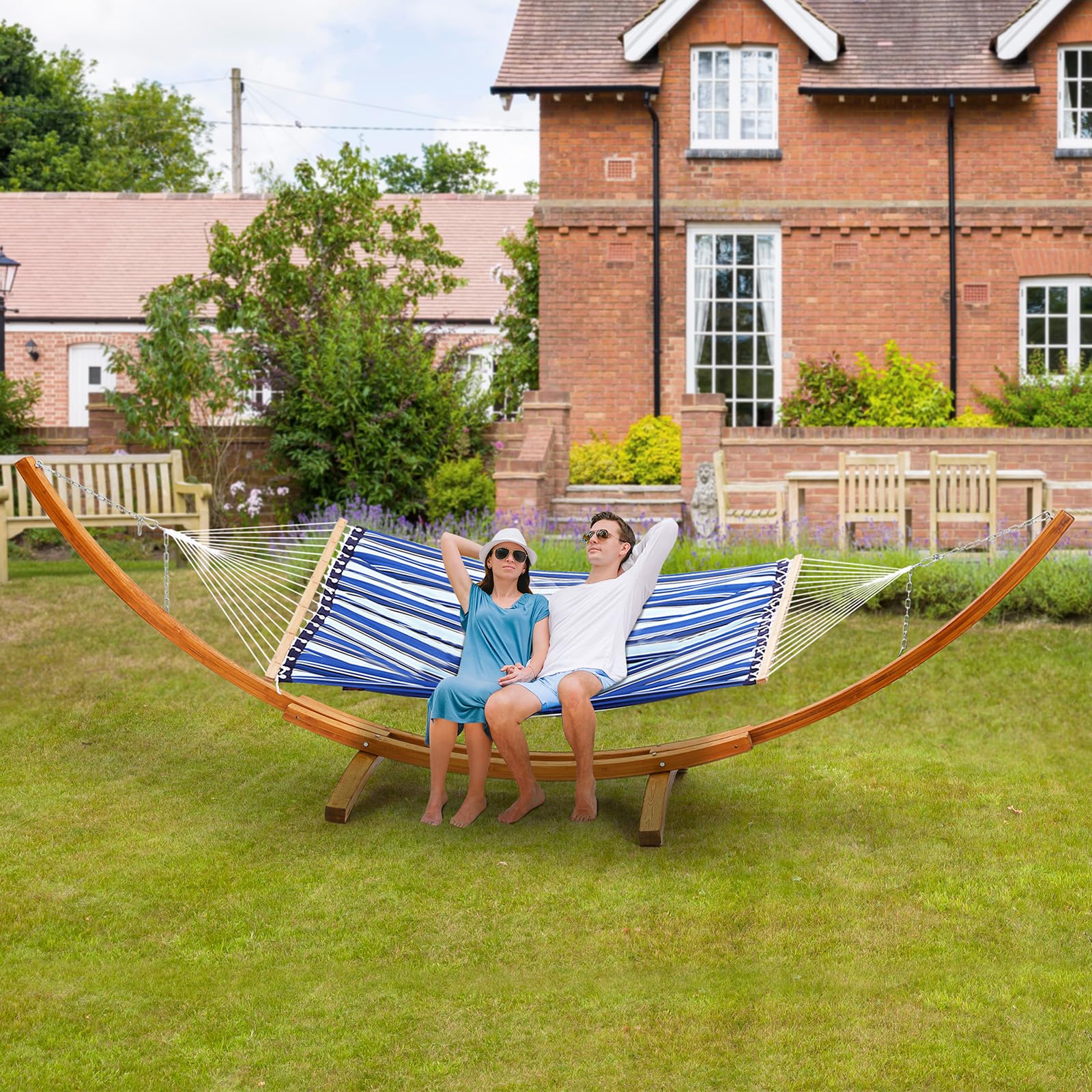 VEVOR Wooden Hammock Stand - 475 lbs Capacity Universal 2 Person Hammock Frame for 9-13 ft Hammocks, Adjustable Larch Wood Arc Stand with Chains & Carabiners - Perfect for Backyard, Patio, Camping & Indoor Relaxation