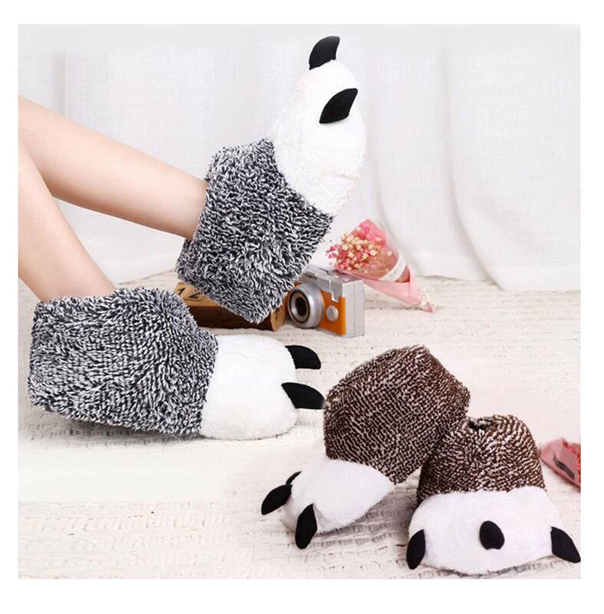 LANFIRE Unisex Polar Bear Paw Slippers - Soft Plush Furry Animal House Shoes for Men & Women - Cozy Winter Indoor Boots for Couples - Perfect Gift for Christmas & Home Relaxation