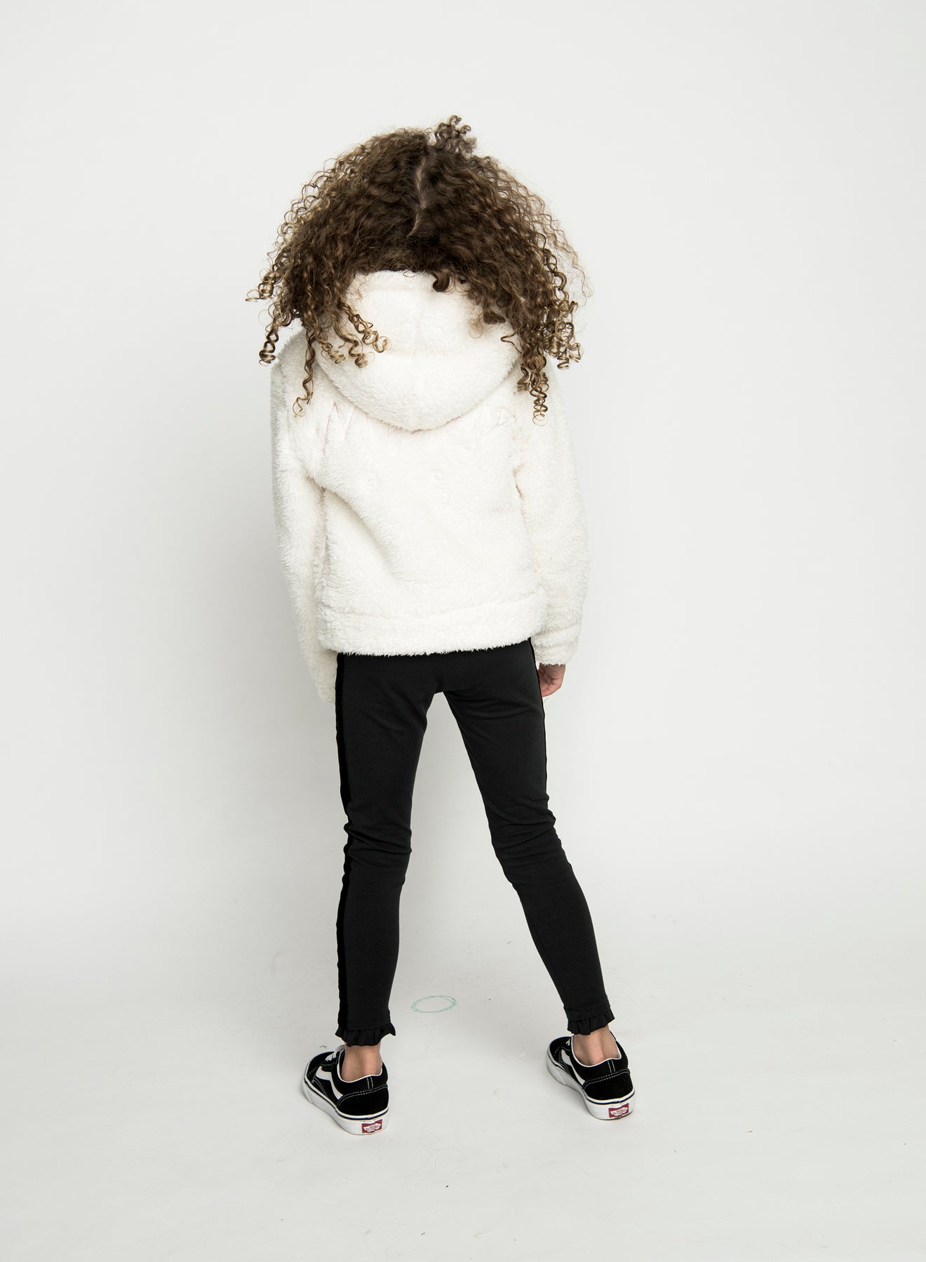 Missie Munster Alaska Fluffy Jacket - Women's Warm Winter Coat, Soft Faux Fur Outerwear, Cream - Perfect for Cold Weather, Snow Trips & Outdoor Adventures