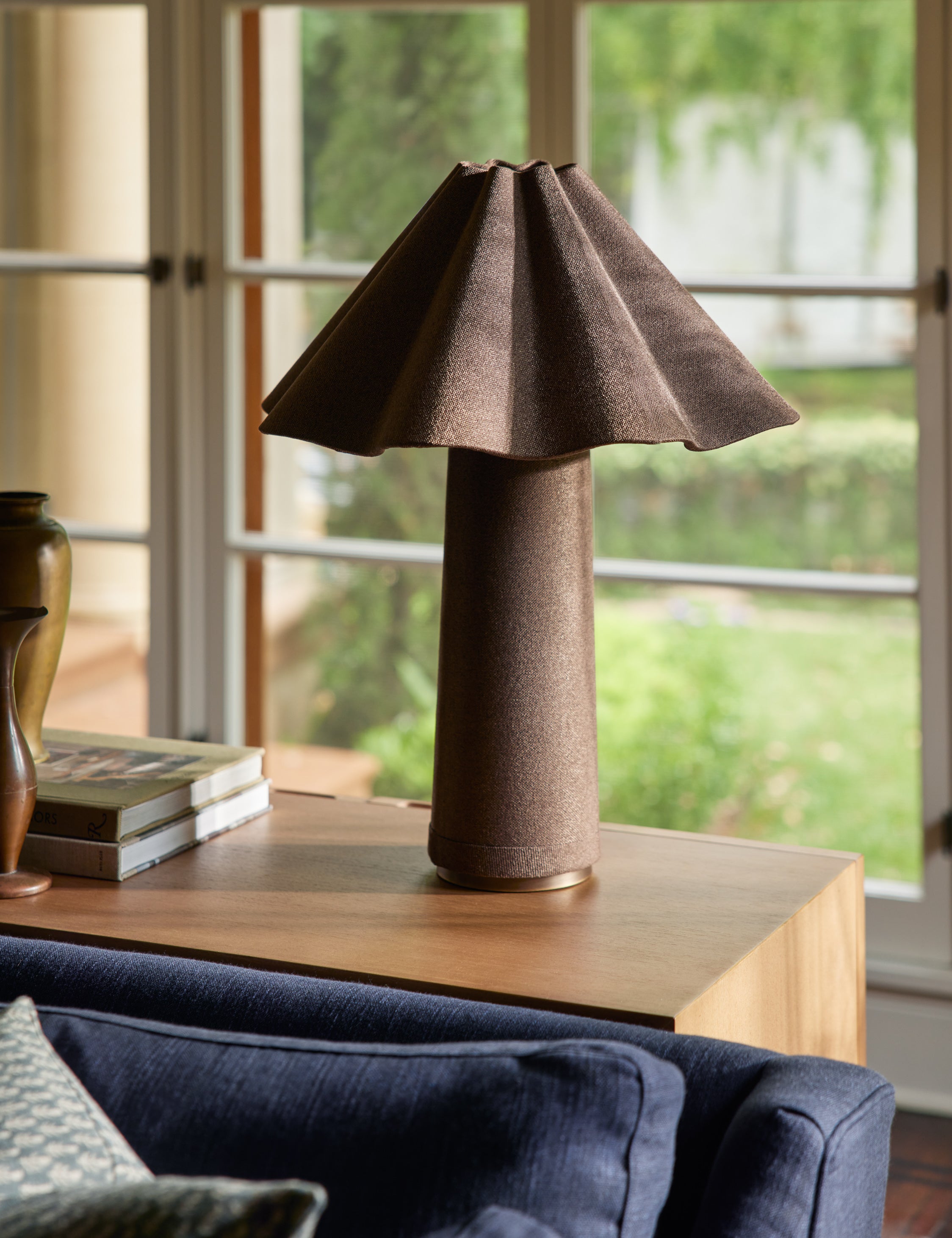 Modern LED Table Lamp with USB Charging Port - Adjustable Brightness & Color Temperature for Bedroom, Living Room, Office & Study Desk Lighting
