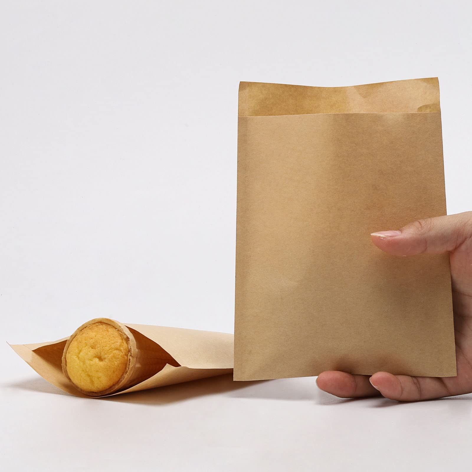 200 Pcs Unbleached Kraft Paper Bakery Bags 4.7x6.3 Inch - Eco-Friendly Small Cookie Bags for Treats, Donuts, Bread & Pastries | Perfect for Bakeries, Cafes & Home Baking Gifts