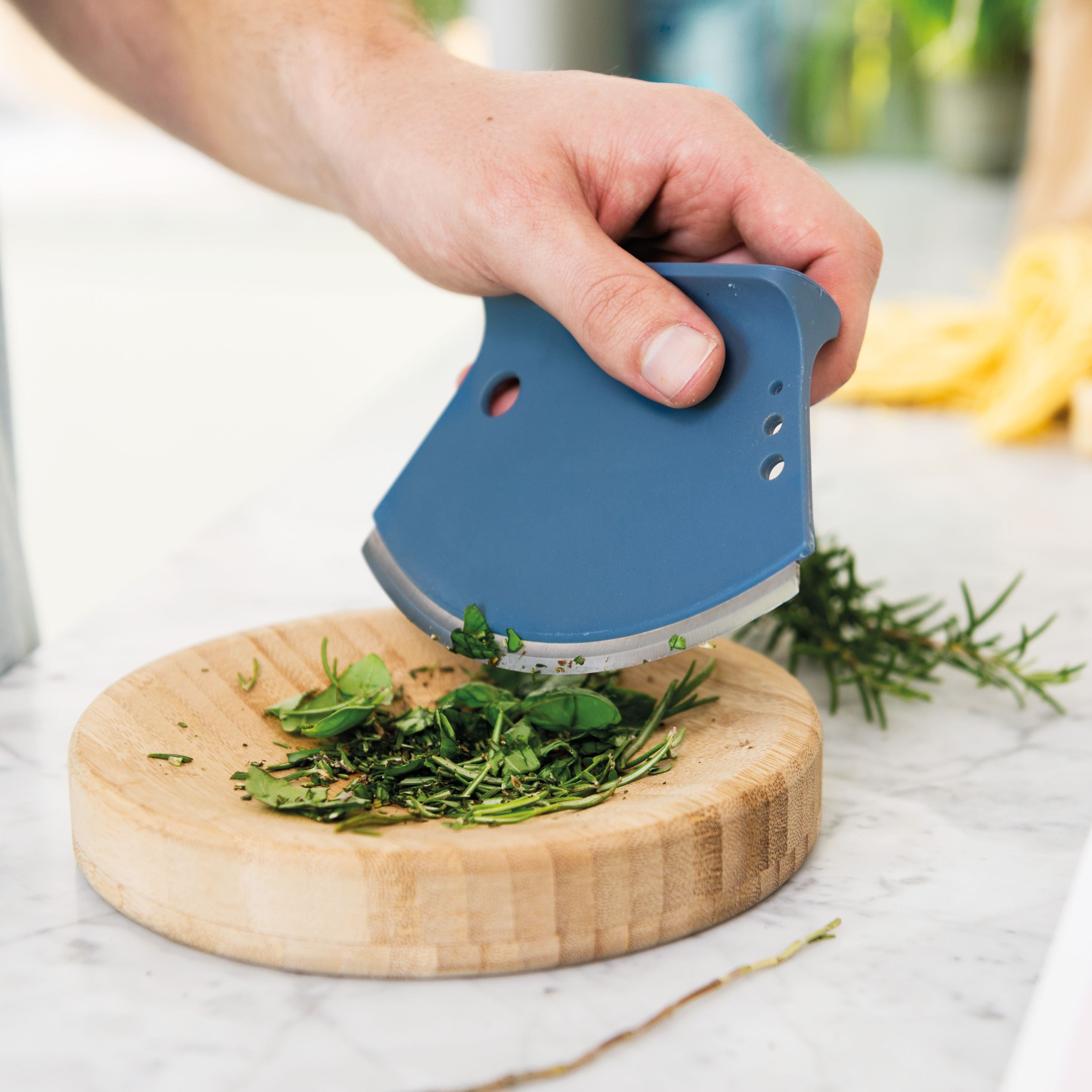BergHOFF Leo 2-Piece Bamboo Herb Cutter Set with 6.25
