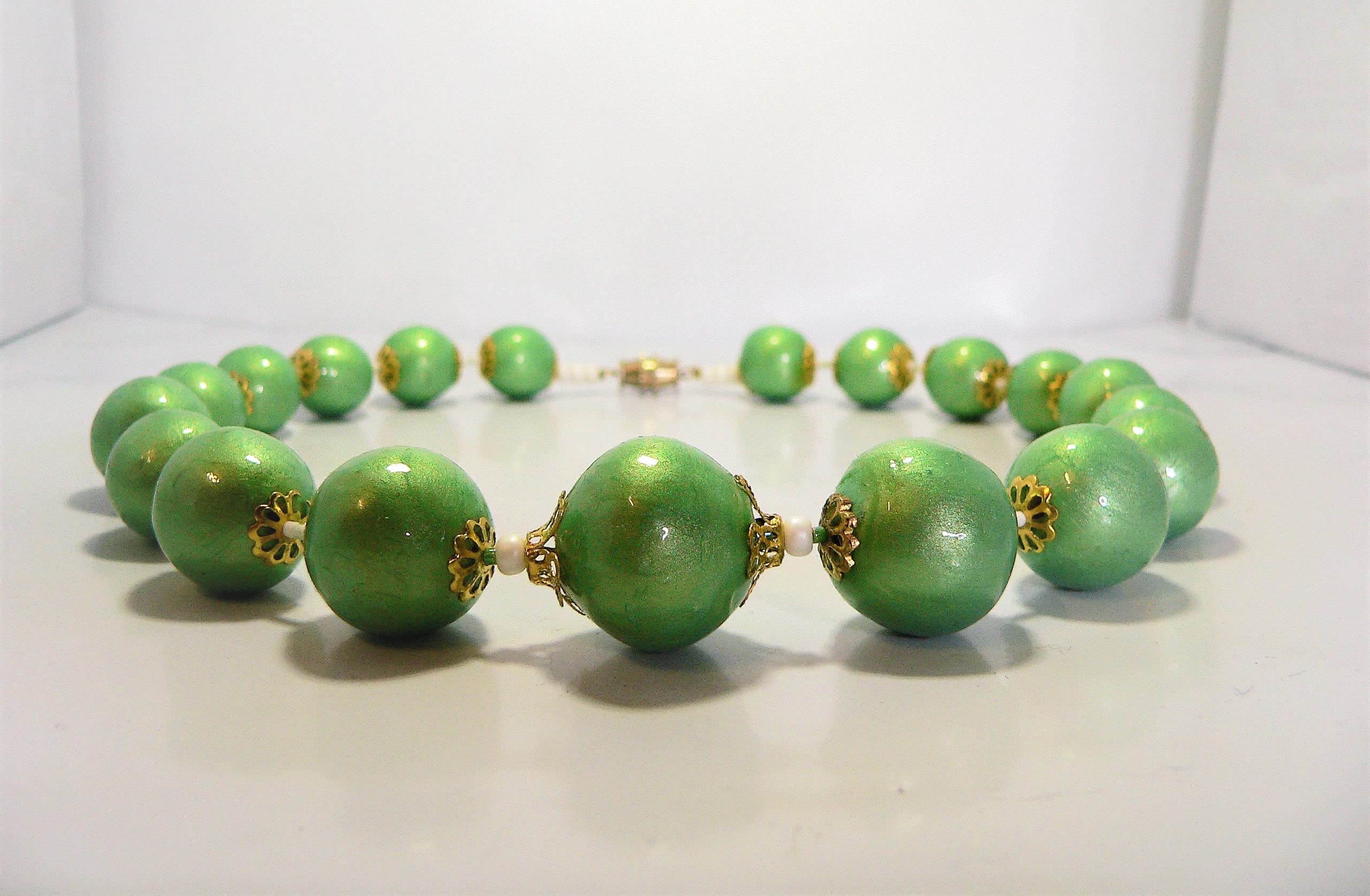 Stylish Ceramic Charm Ball Necklace for Women - Emerald Green Jewelry | Perfect for Casual Wear, Parties & Gift Giving