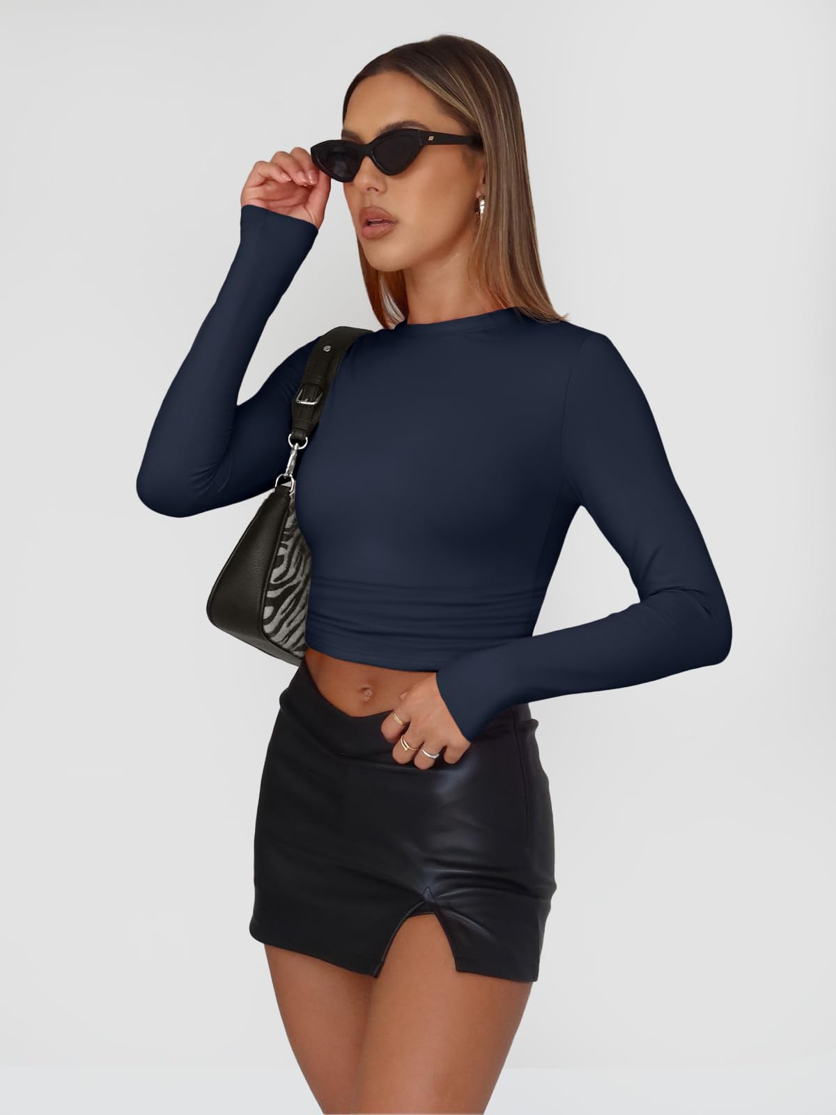 Trendy Queen Women's Long Sleeve Crop Top - Y2K Basic Tee for Workout, Casual Wear & Spring 2025 Fashion | Soft Stretchy Shirt for Gym, Street Style & Night Out