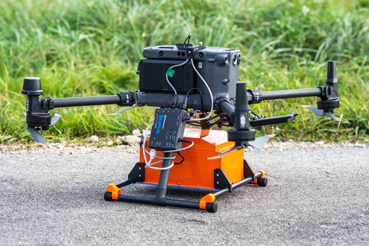 GPR System: Zond Aero 1000 NG Ground Penetrating Radar for Underground Detection - Perfect for Construction, Archaeology & Utility Locating