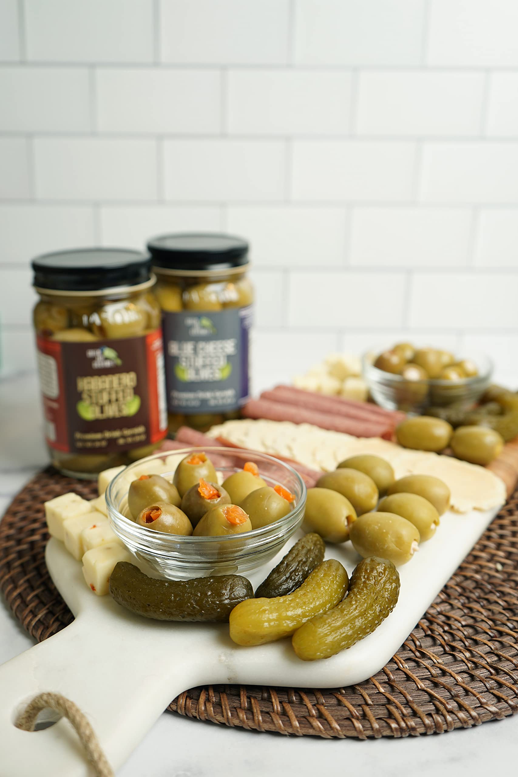 Premium Green Jay Gourmet Double Stuffed Olives - Jalapeno & Garlic Stuffed Large Green Olives (16oz) | All Natural Gourmet Olives for Dirty Martinis, Cocktail Garnish, Charcuterie & Cheese Boards | Perfect for Parties, Home Bars & Gourmet Cooking