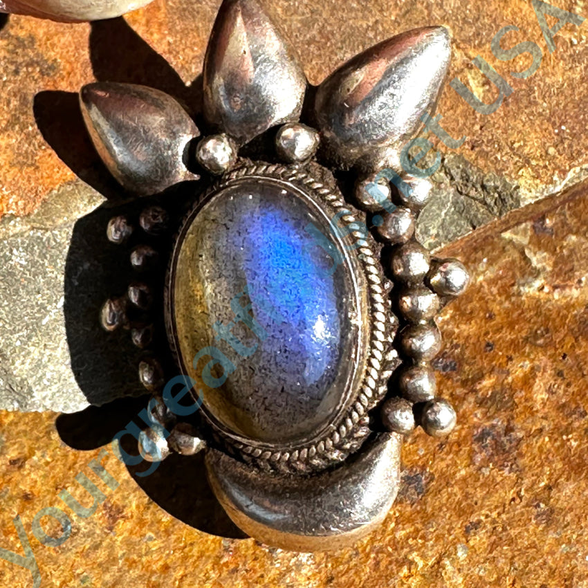 Vintage Sterling Silver Blue Rainbow Moonstone Pendant Necklace - Elegant Bohemian Jewelry for Women, Perfect for Gifts, Parties & Everyday Wear