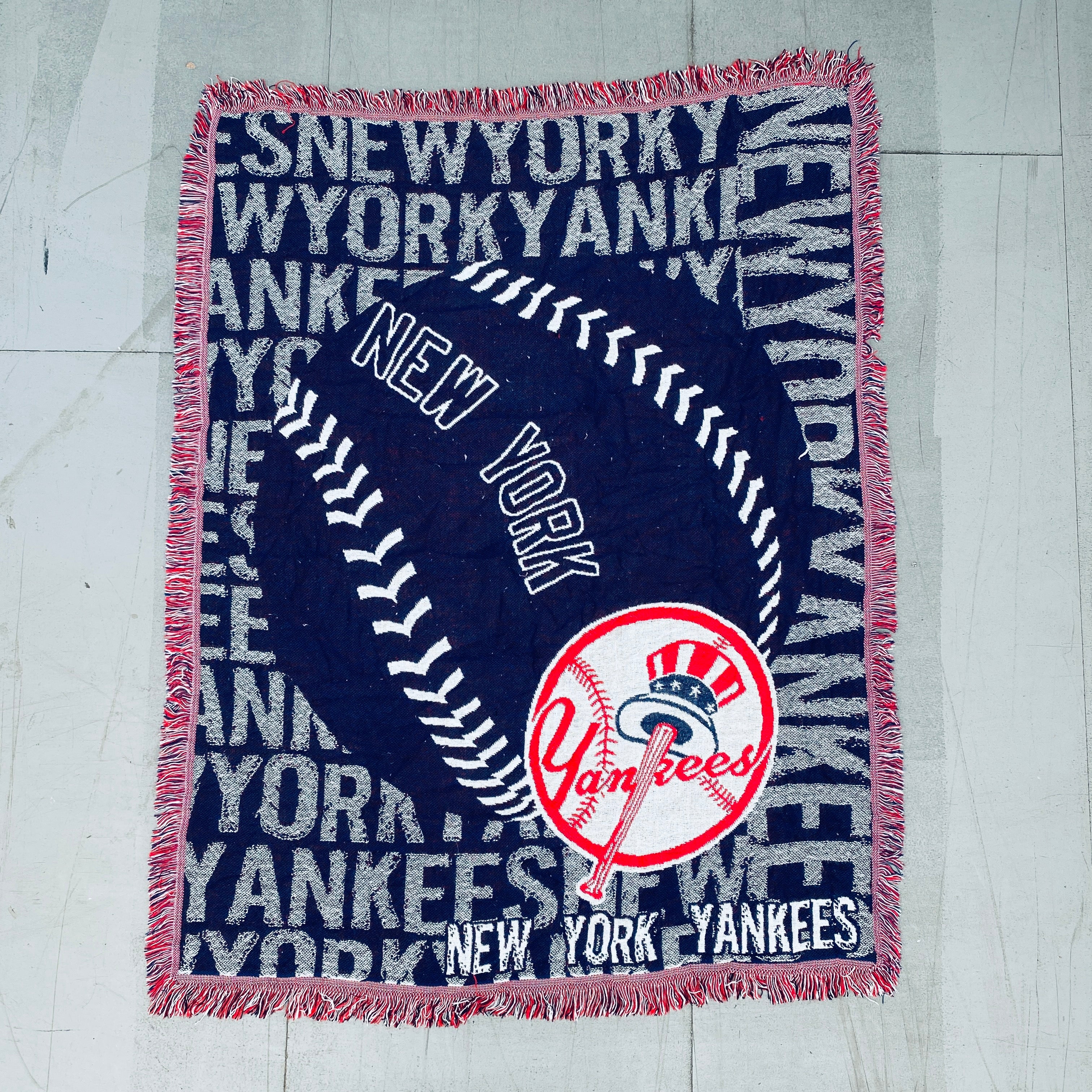 New York Yankees Triple Woven Rug - Premium Baseball Team Decor for Living Room, Bedroom & Man Cave