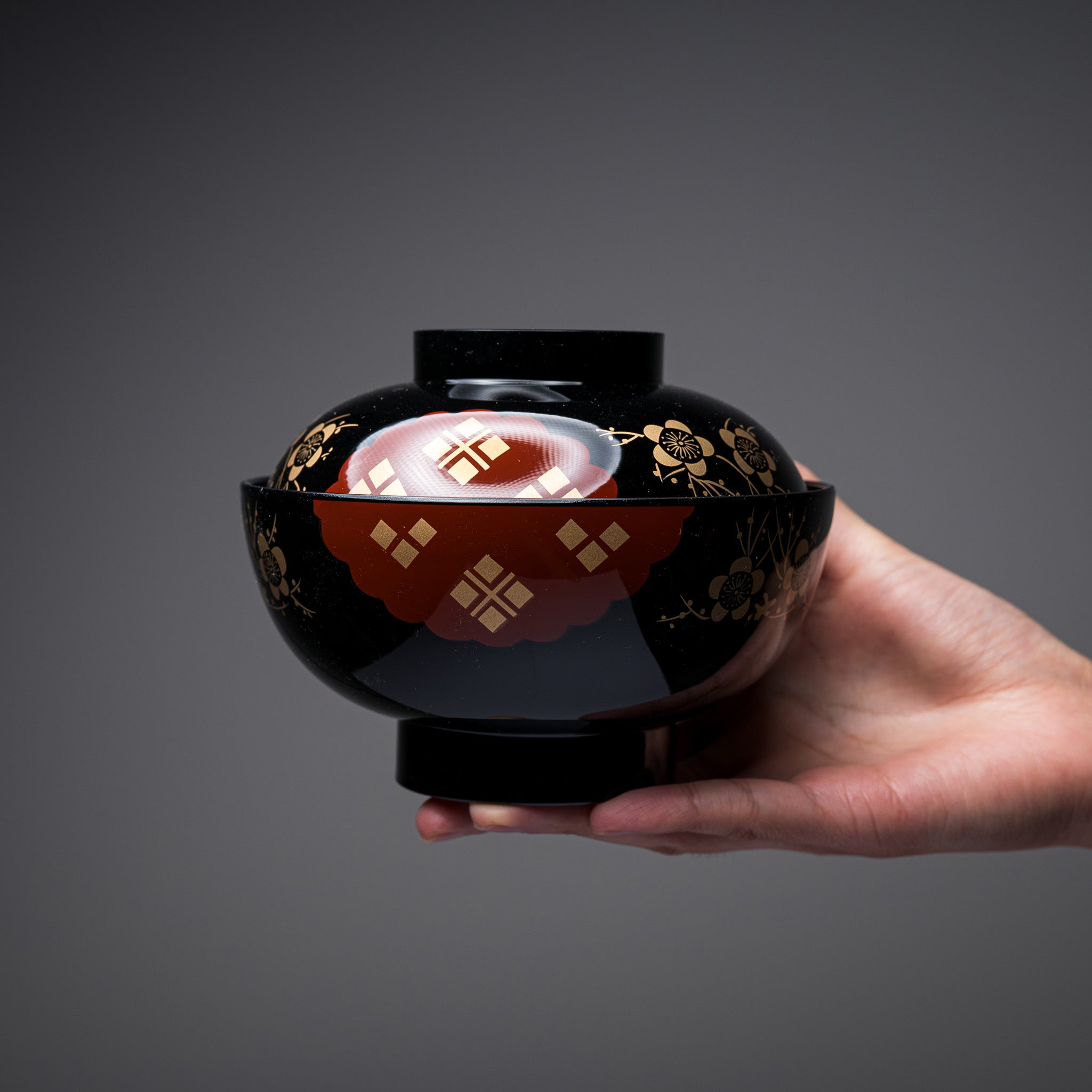 Premium Resin Soup Bowl with Lid - Elegant Plum Design for Japanese Miso Soup, Ramen & Noodles | Microwave & Dishwasher Safe | Perfect for Asian Dining, Home Kitchen & Restaurant Use