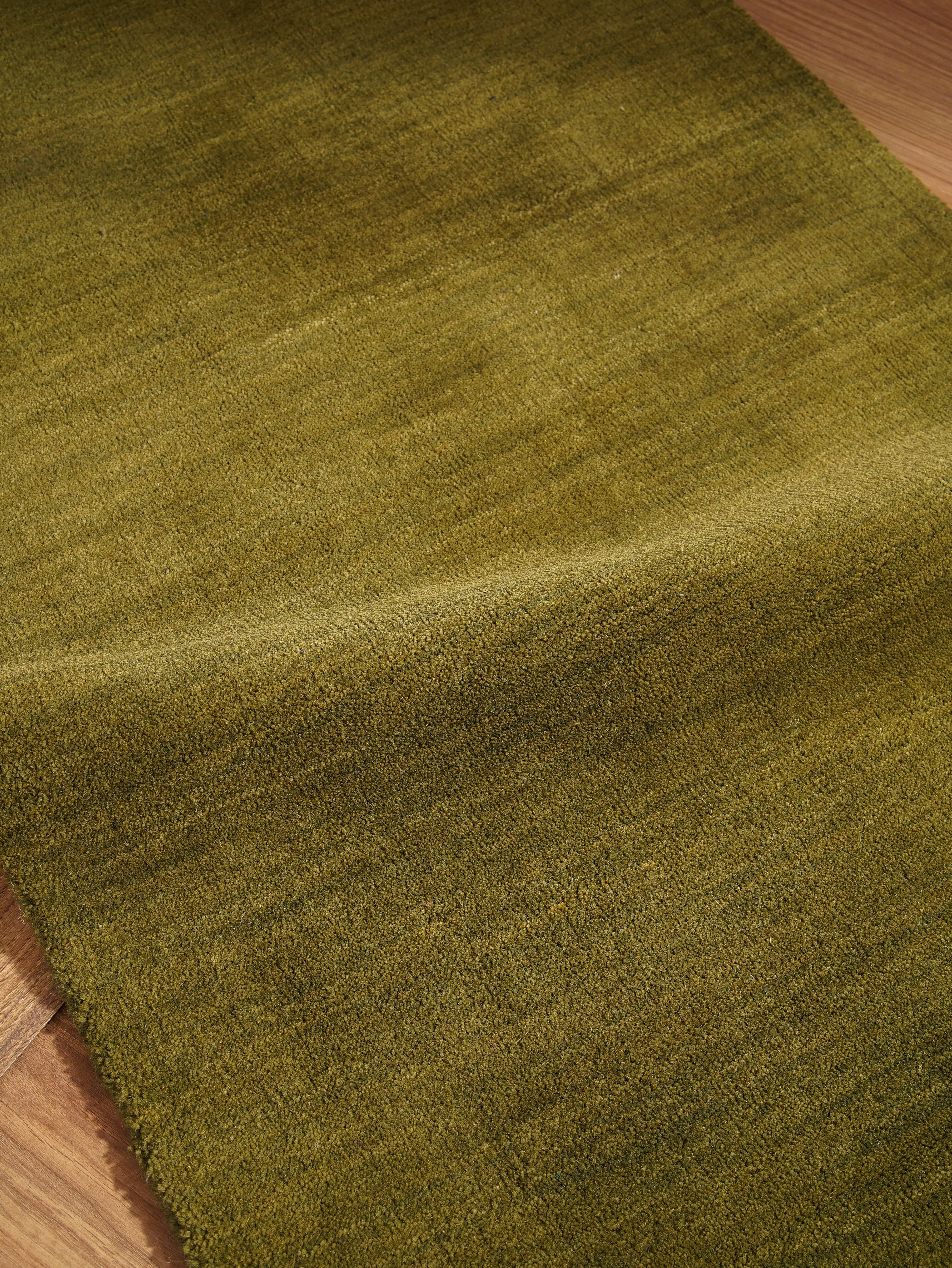 Handmade Premium Wool Rug - Bratislava Collection - Soft & Durable for Living Room, Bedroom, or Office Decor - Free Shipping in USA