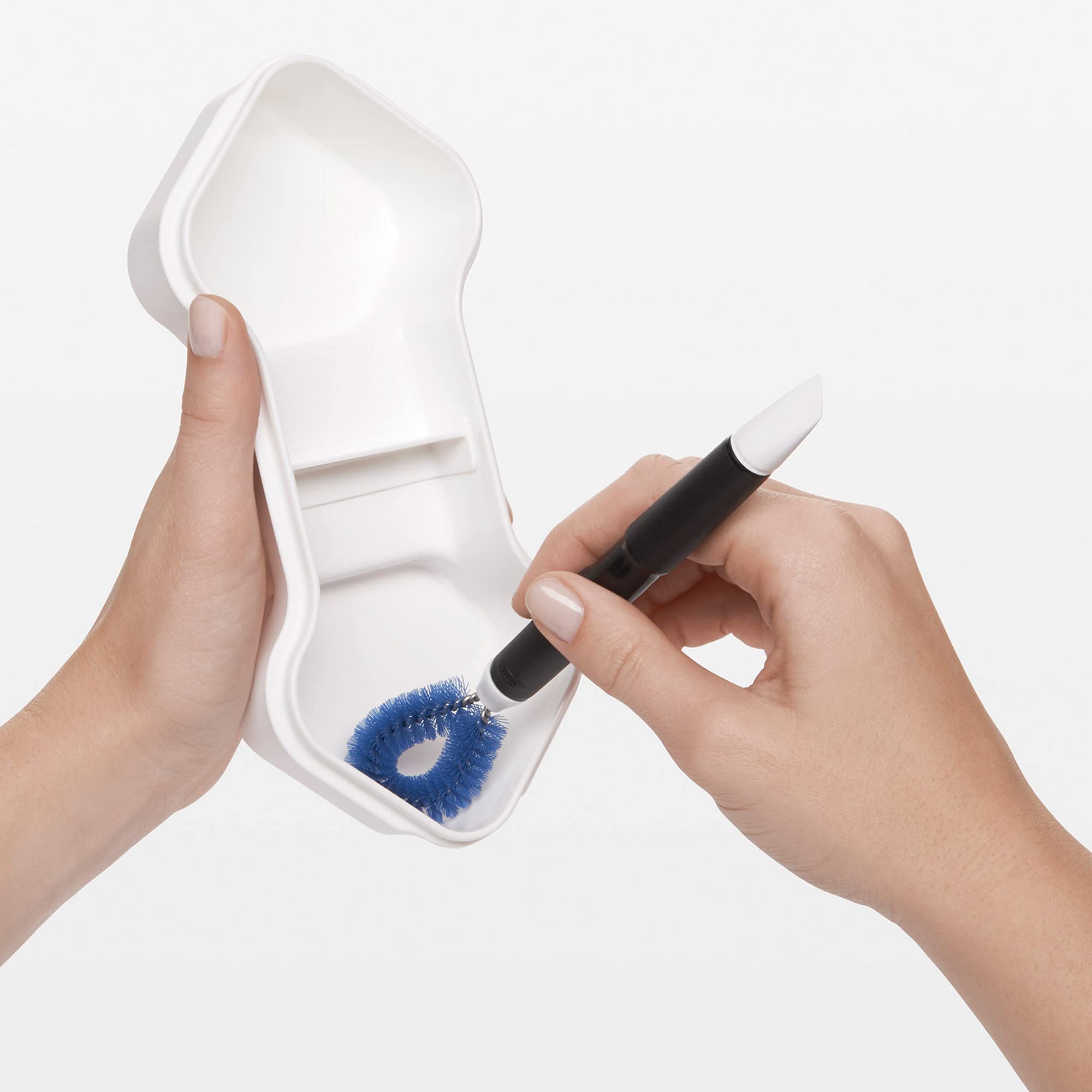 OXO Good Grips Kitchen Appliance Cleaning Set - White | Dishwasher Safe Brush & Sponge Kit for Stainless Steel, Oven, Microwave & Countertop Cleaning