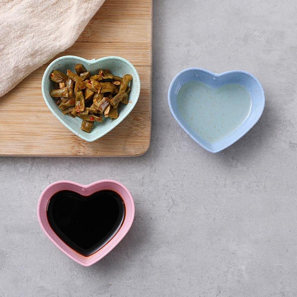 Mini Heart-Shaped Condiment Bowls - Small Sauce Dishes for Seasoning, Tasting & Dipping - Perfect for Appetizers, Sushi, Salads & Party Snacks (Green, Ceramic)