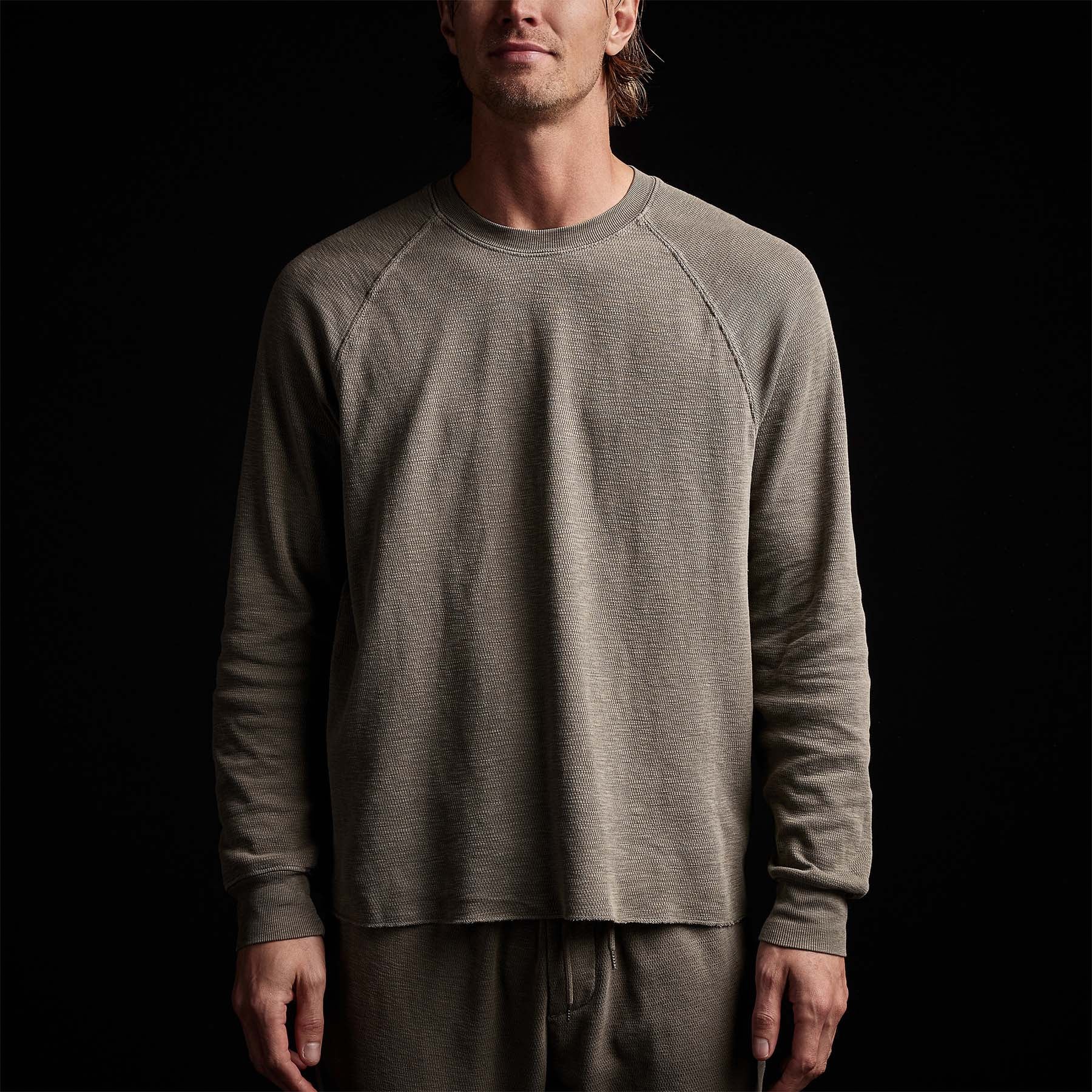 Long Sleeve Thermal Raglan Ammo Pigment Shirt - Men's Comfortable Base Layer for Winter, Hunting & Outdoor Activities