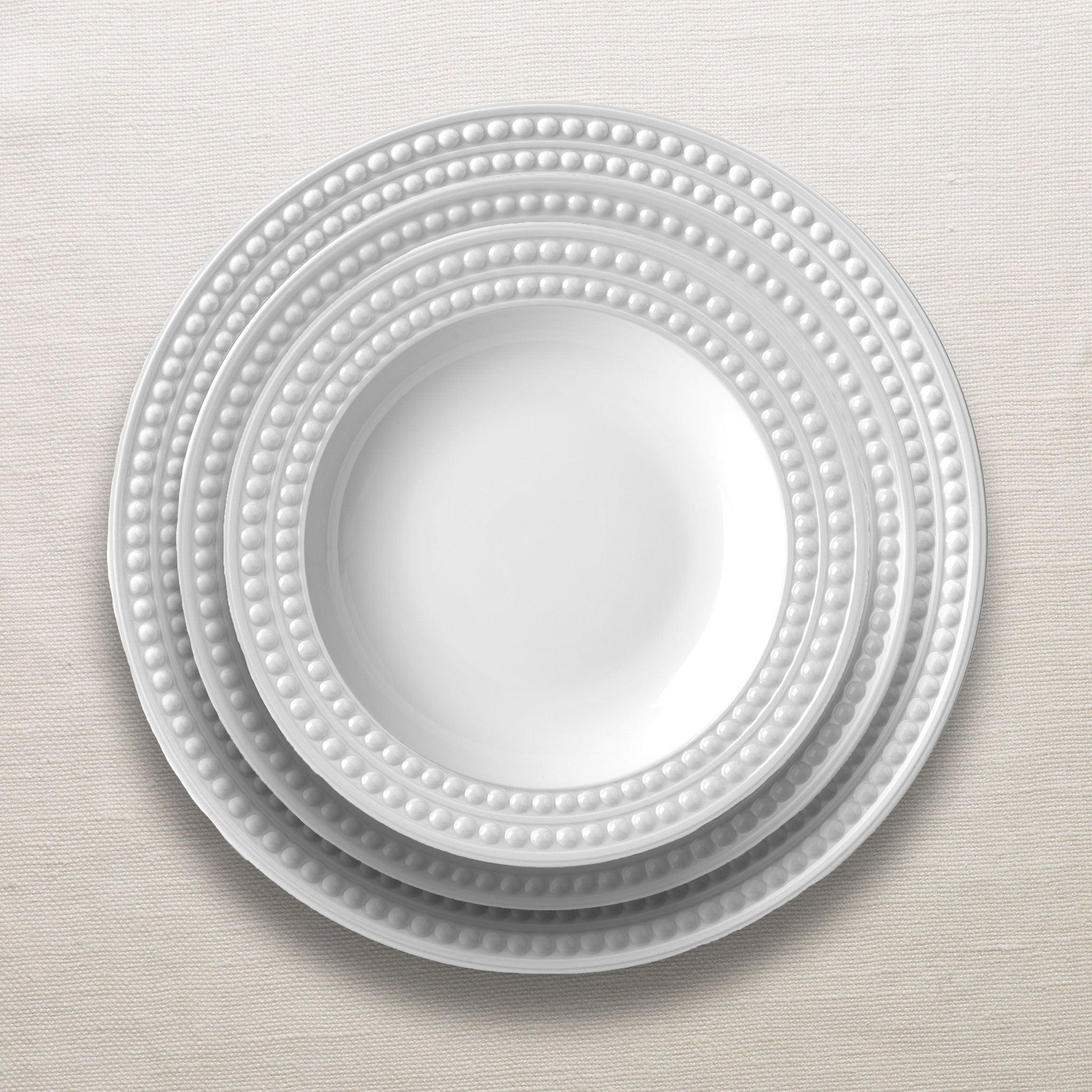 Perlée Elegant White Dinnerware Set - 16-Piece Porcelain Tableware for Formal Dining, Entertaining & Special Occasions