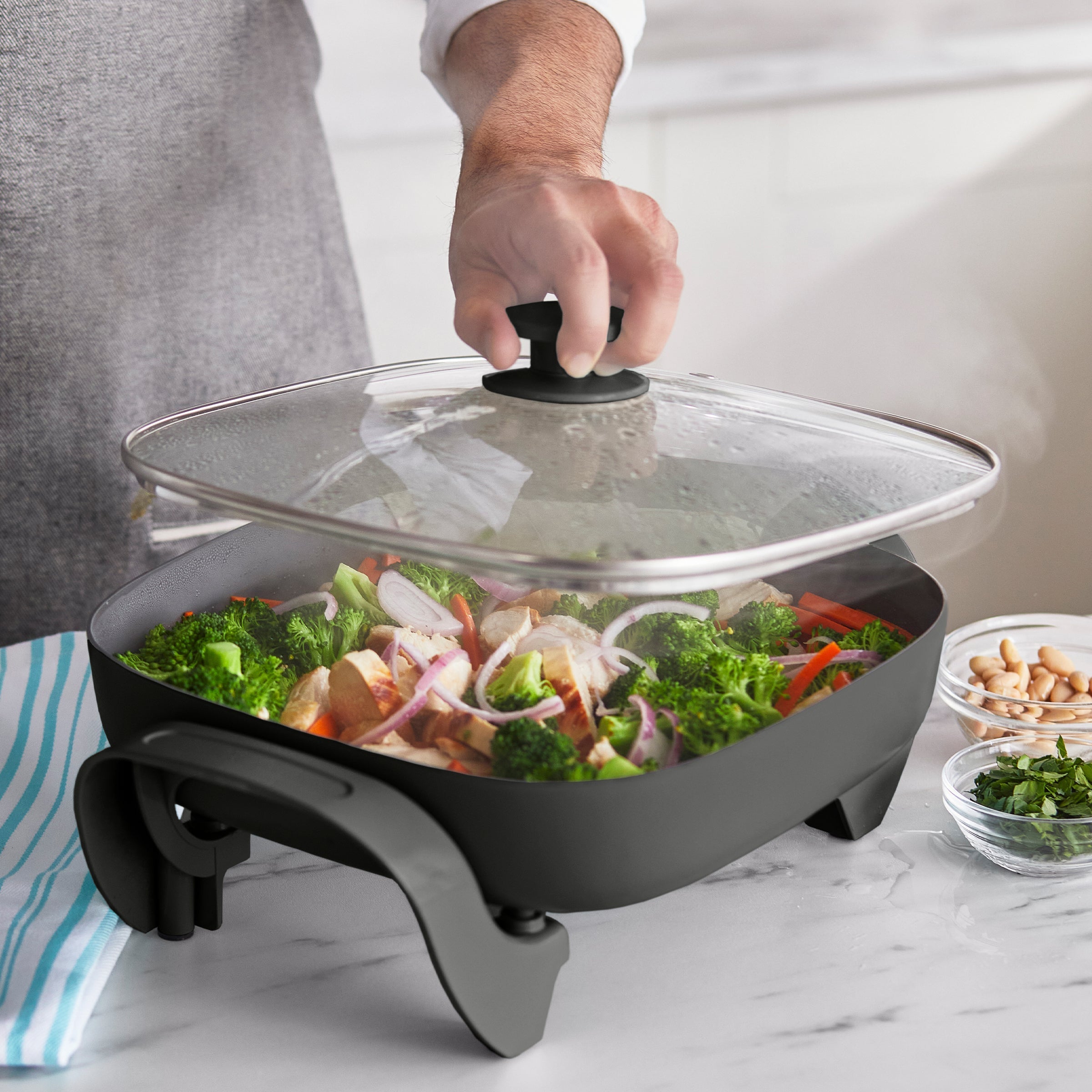 GreenLife Non-Stick Electric Skillet with Adjustable Temperature - 12 Inch Black Frying Pan for Healthy Cooking - Perfect for Pancakes, Eggs, Stir Fry & Family Meals