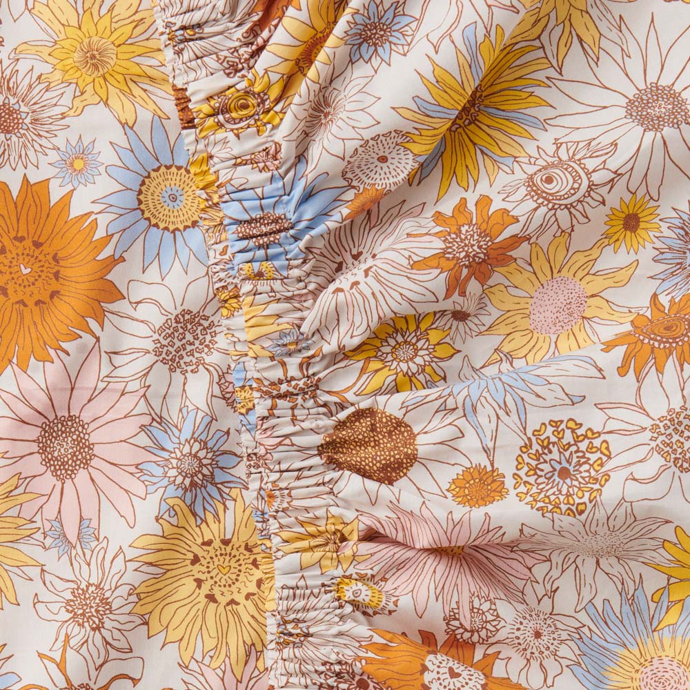 Organic Cotton Fitted Sheet with Sunflower Design - Soft & Breathable Bedding for Kids & Adults - Perfect for Nursery, Guest Room & Dorm Decor