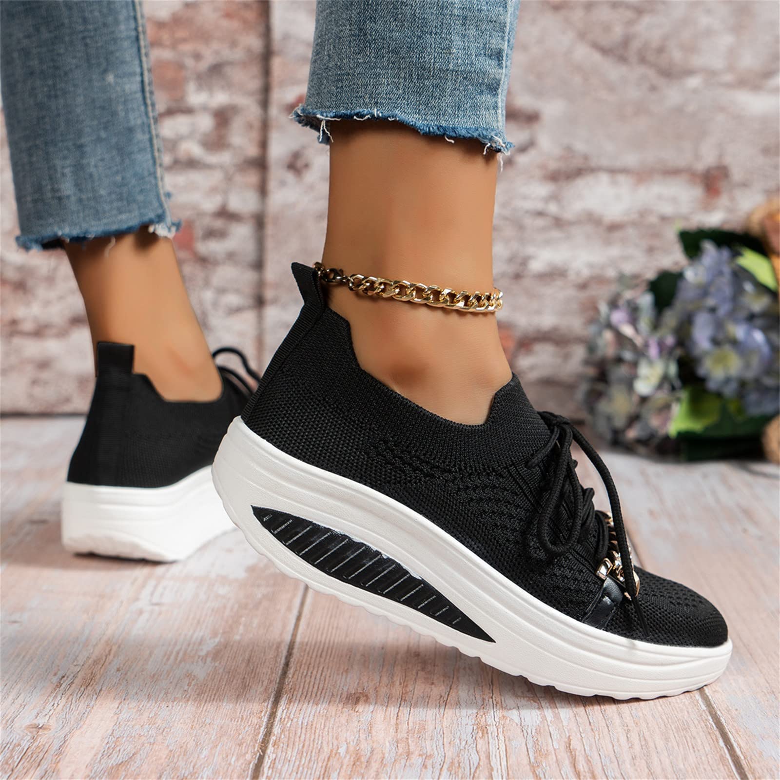 **Women's Slip-On Walking Sneakers - Breathable Mesh Lightweight Non-Slip Casual Running Shoes for Work, Gym, Travel & Everyday Wear**