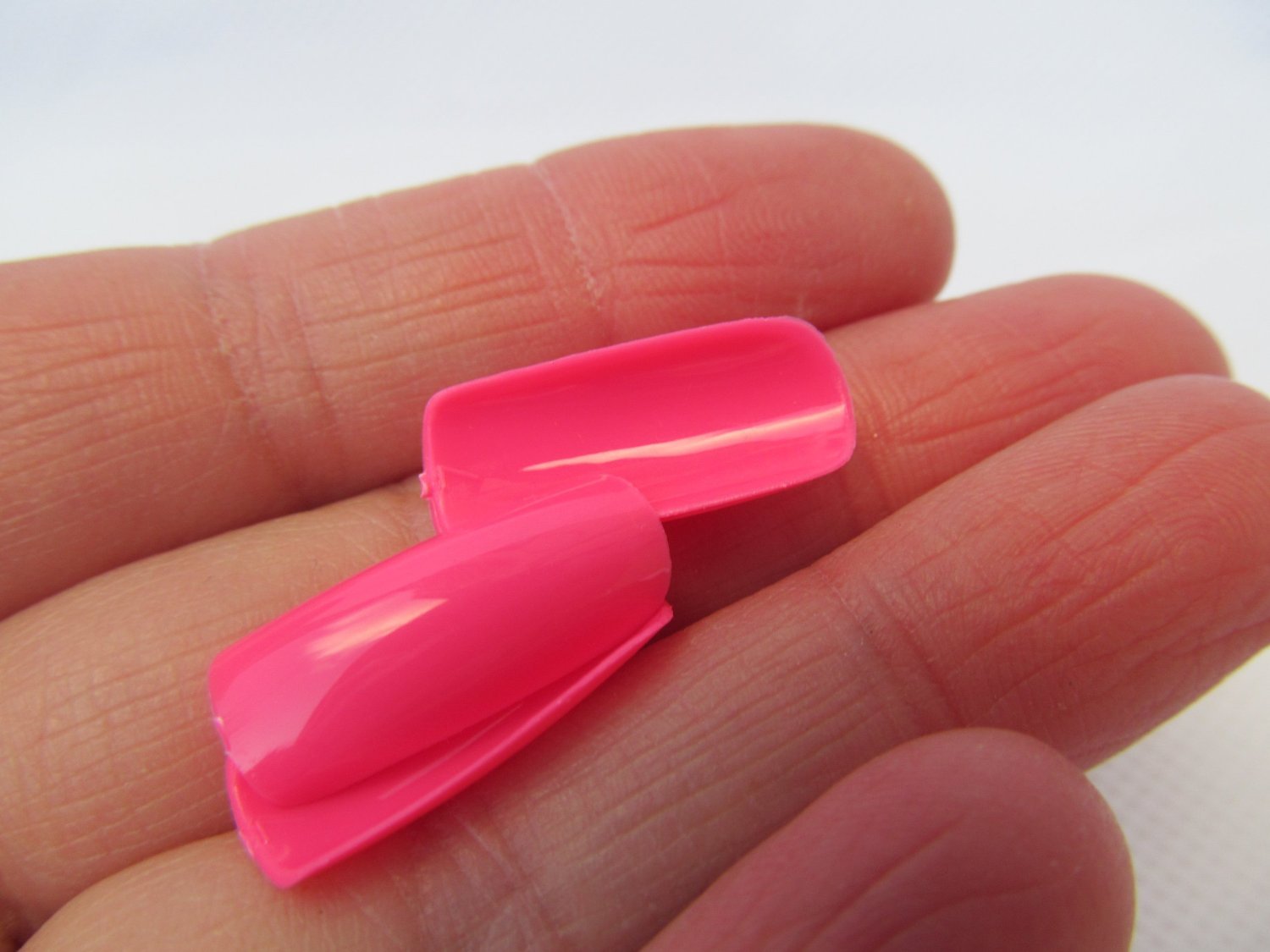 Fat Catz Copy Catz 500-Piece False Neon Bright Bubblegum Pink Medium Length Full Cover Nails - 80's Style Press-On Nails with 10 Sizes (50 Each) for Parties, Cosplay & Retro Fashion