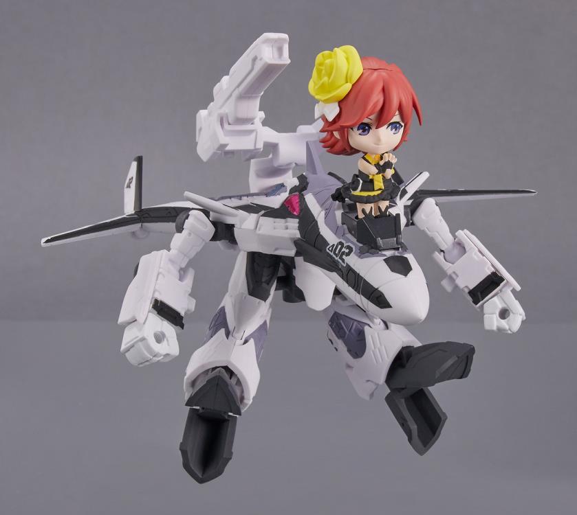 Bandai Tiny Session Macross Frontier VF-31F Siegfried & Kaname Buccaneer Action Figure Set - Messer Ihlefeld Ver. | Collectible Anime Model Kit for Display & Play | Perfect for Anime Fans & Model Enthusiasts