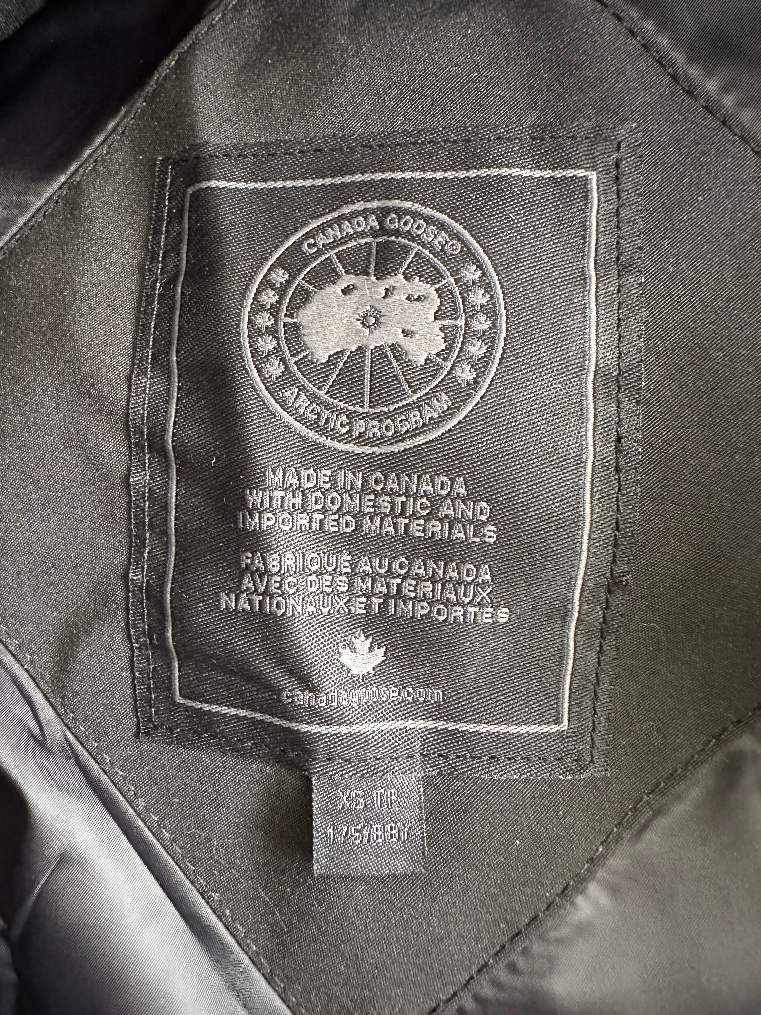 Canada Goose Black Wyndham Black Label Men's Winter Jacket - Premium Waterproof Parka for Extreme Cold Weather - Ideal for Snowboarding, Skiing & Outdoor Adventures