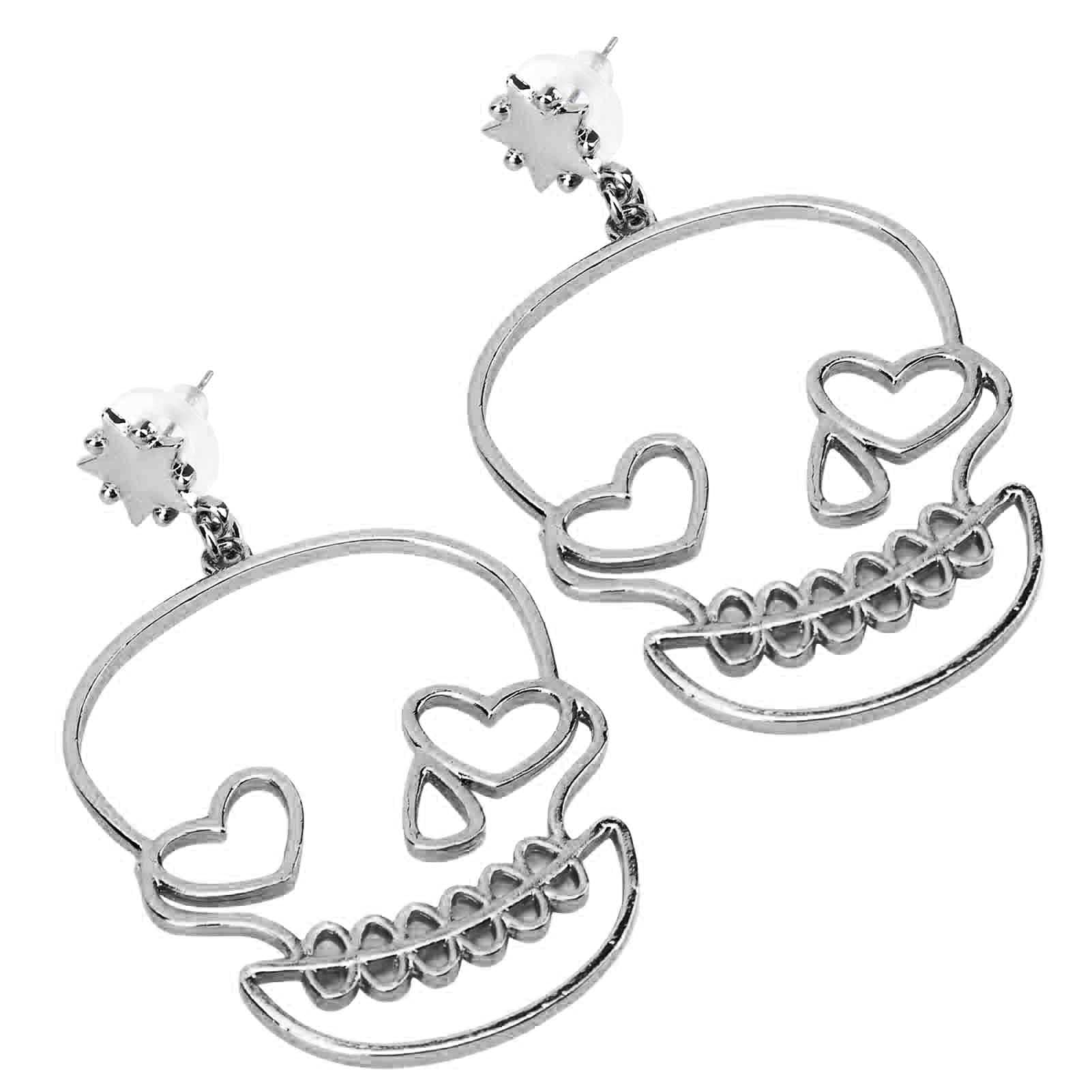 Stylish Skull-Shaped Earrings - 1 Pair Gothic Punk Ear Decor for Concerts & Daily Wear (Gun Black) | Perfect for Casual Outfits, Music Festivals & Alternative Fashion
