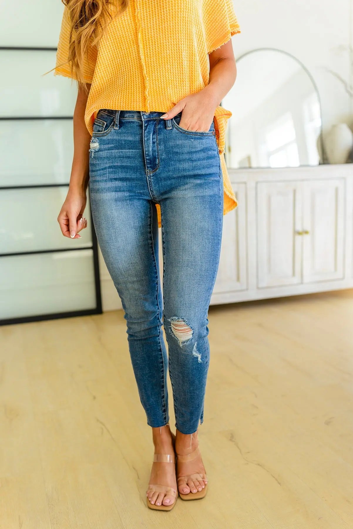 High Waisted Dandelion Embroidery Skinny Jeans for Women - Trendy Floral Design Stretch Denim Pants (Perfect for Casual Wear, Date Nights & Spring Outfits)