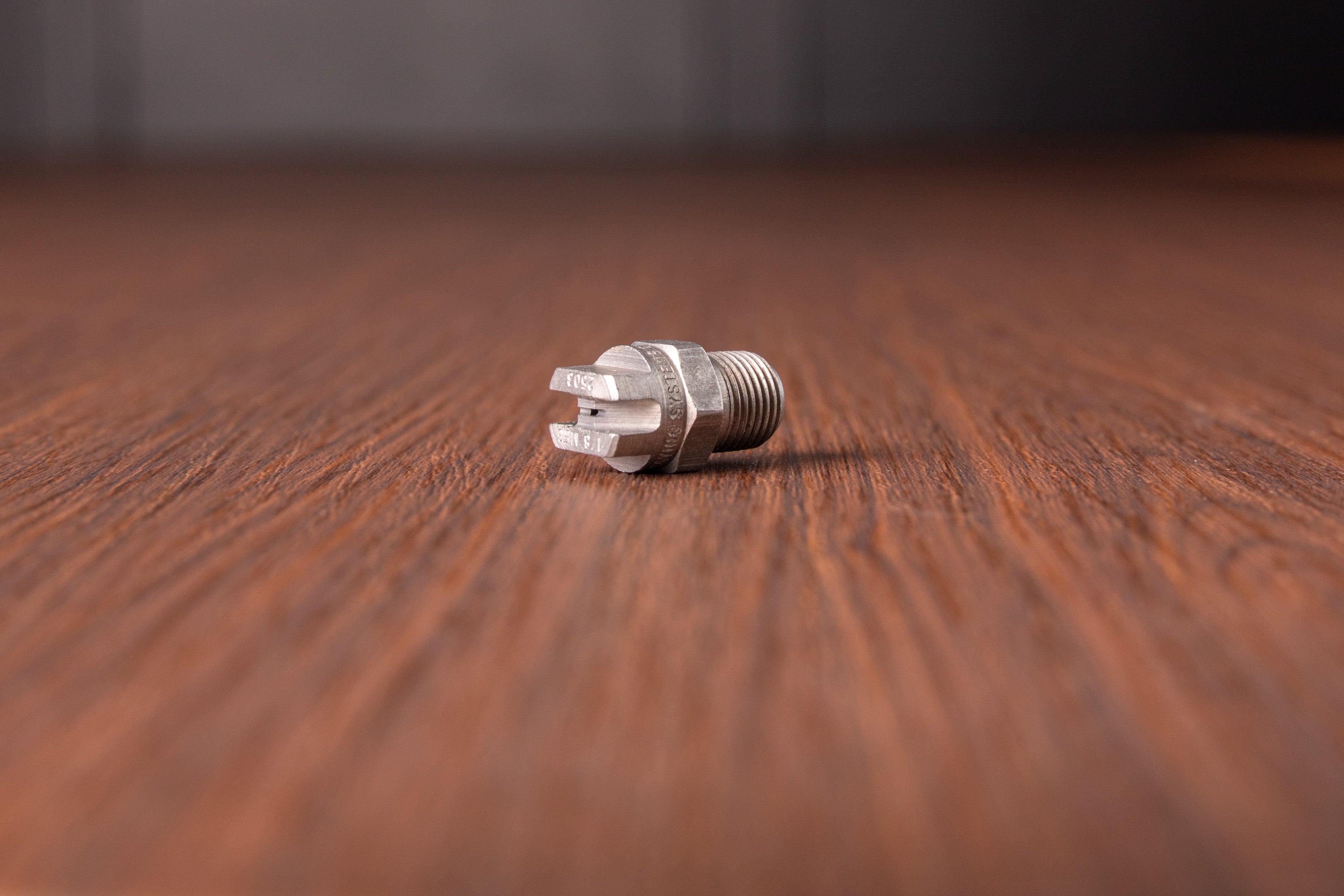 High-Pressure Nozzle Tips for Undercarriage Cleaning and Surface Cleaner - Perfect for Car Wash, Driveway Cleaning, and Industrial Equipment Maintenance