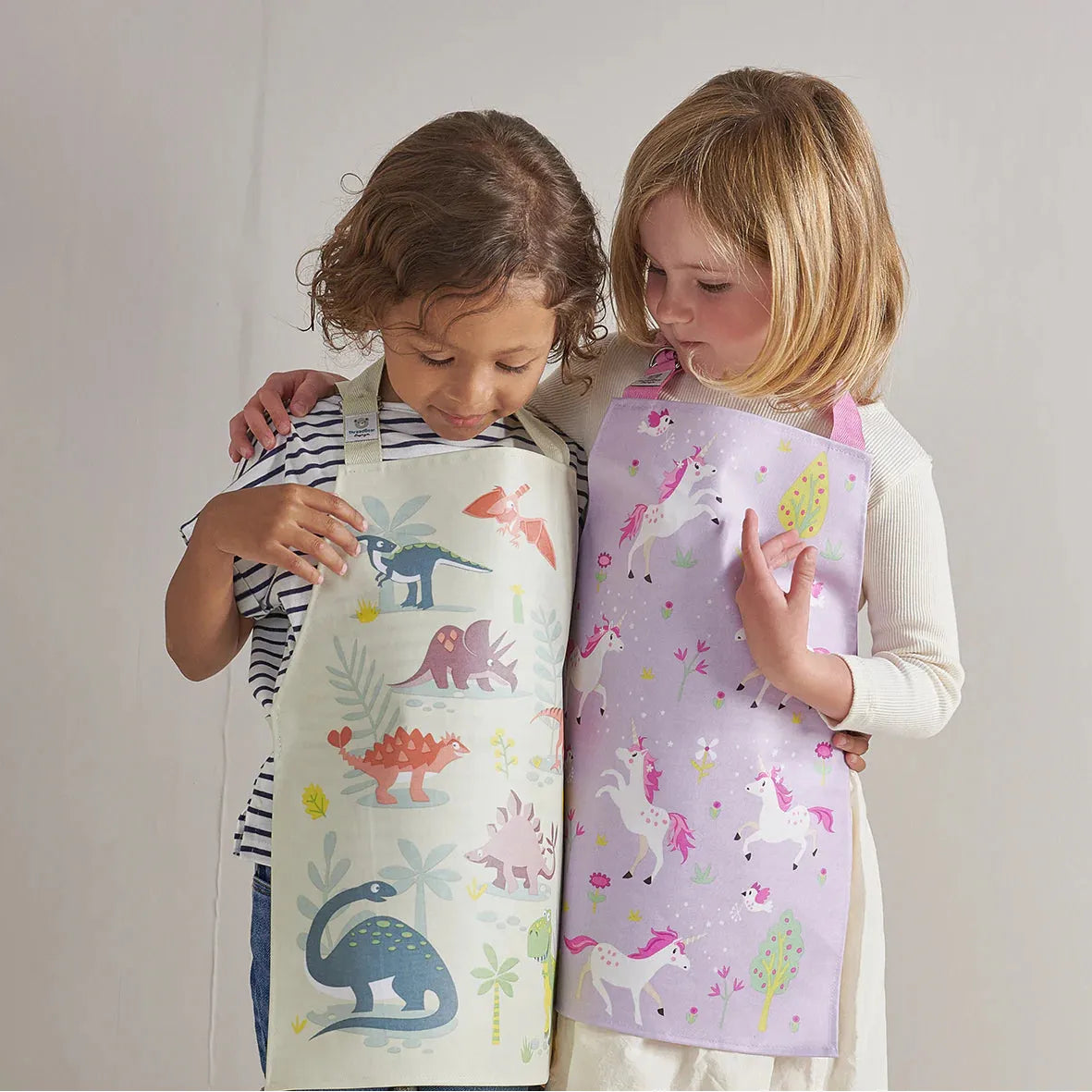 Unicorn Friends Apron for Kids - Cute & Adjustable Baking Cooking Apron - Perfect for Birthday Parties, Baking Classes & Pretend Play