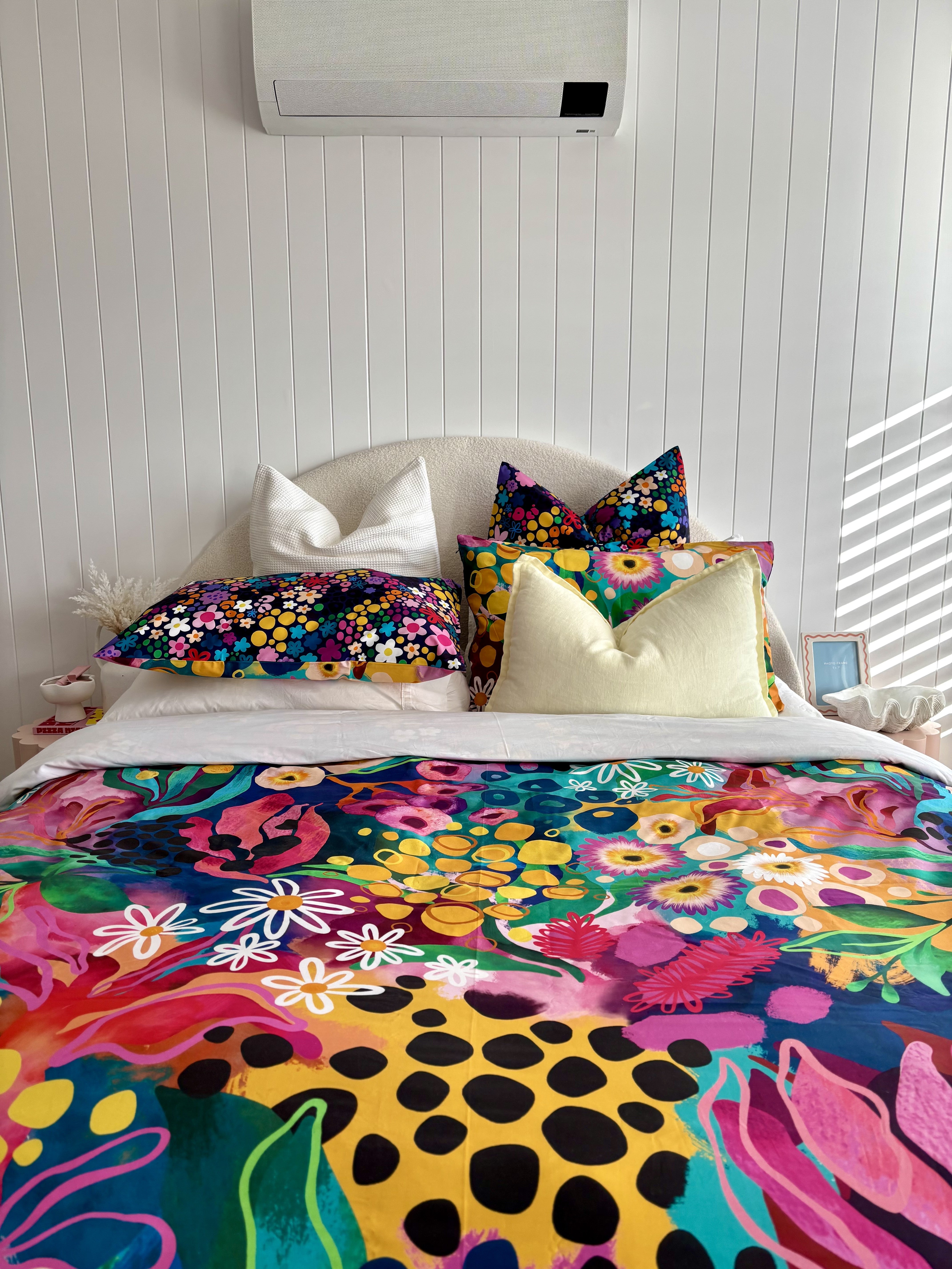 Kasey Rainbow Matilda Quilt Cover Set - Soft & Stylish Bedding for Cozy Nights - Perfect for Master Bedrooms, Guest Rooms & Dorm Decor