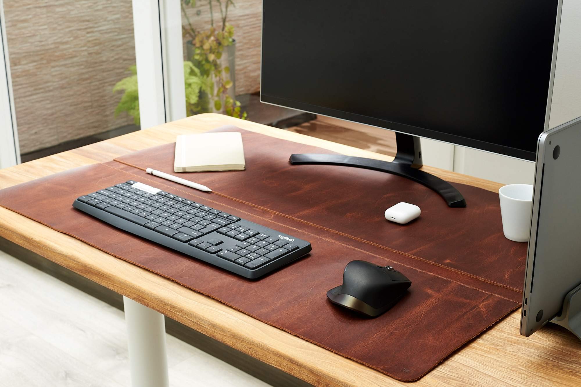 Distressed Tan Leather Desk Blotter Pad - Handmade Office Organizer for Men, Laptop Desk Mat & Home Office Accessory - Perfect Gift for Coworkers & Executive Gifts (Ideal for Home Office, Study & Workspace Organization)