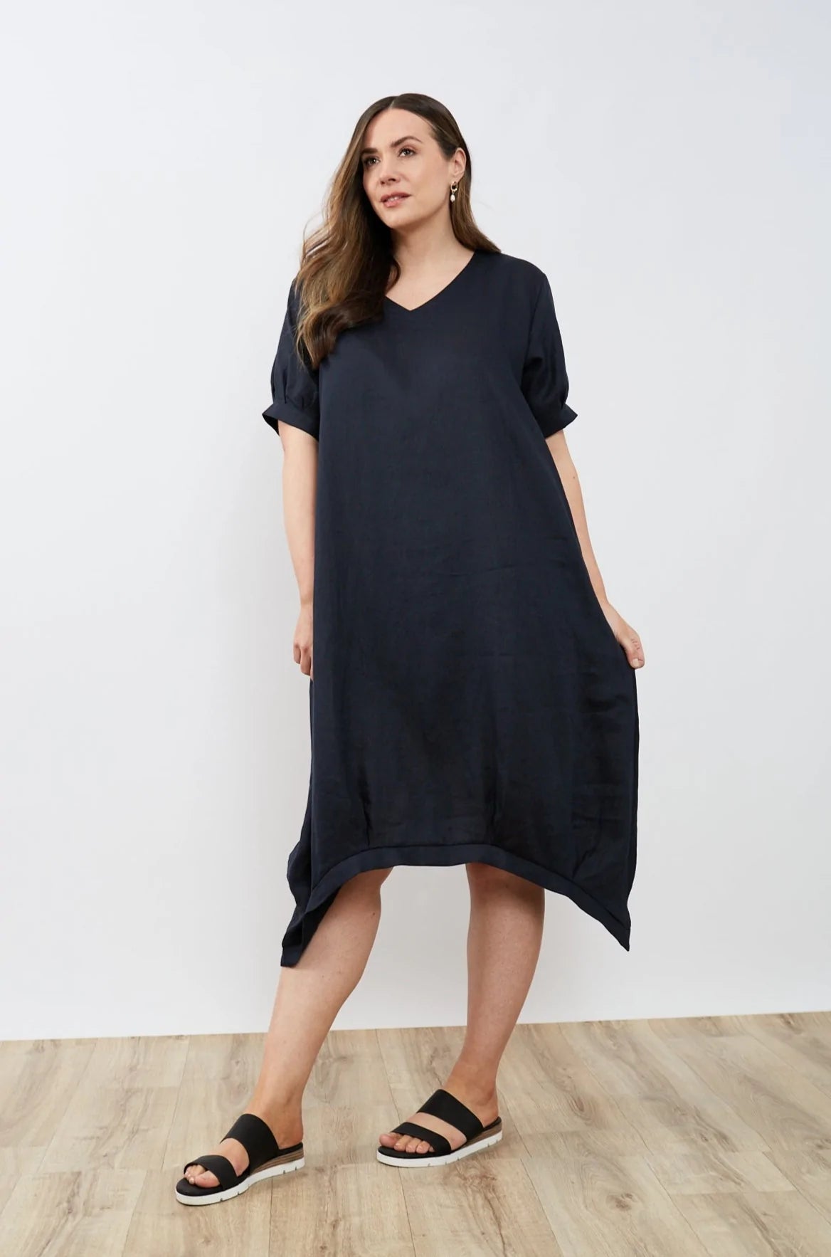 Elegant Navy V-Neck Billow Dress for Women - Flowy Summer Maxi Dress for Beach, Party & Casual Wear