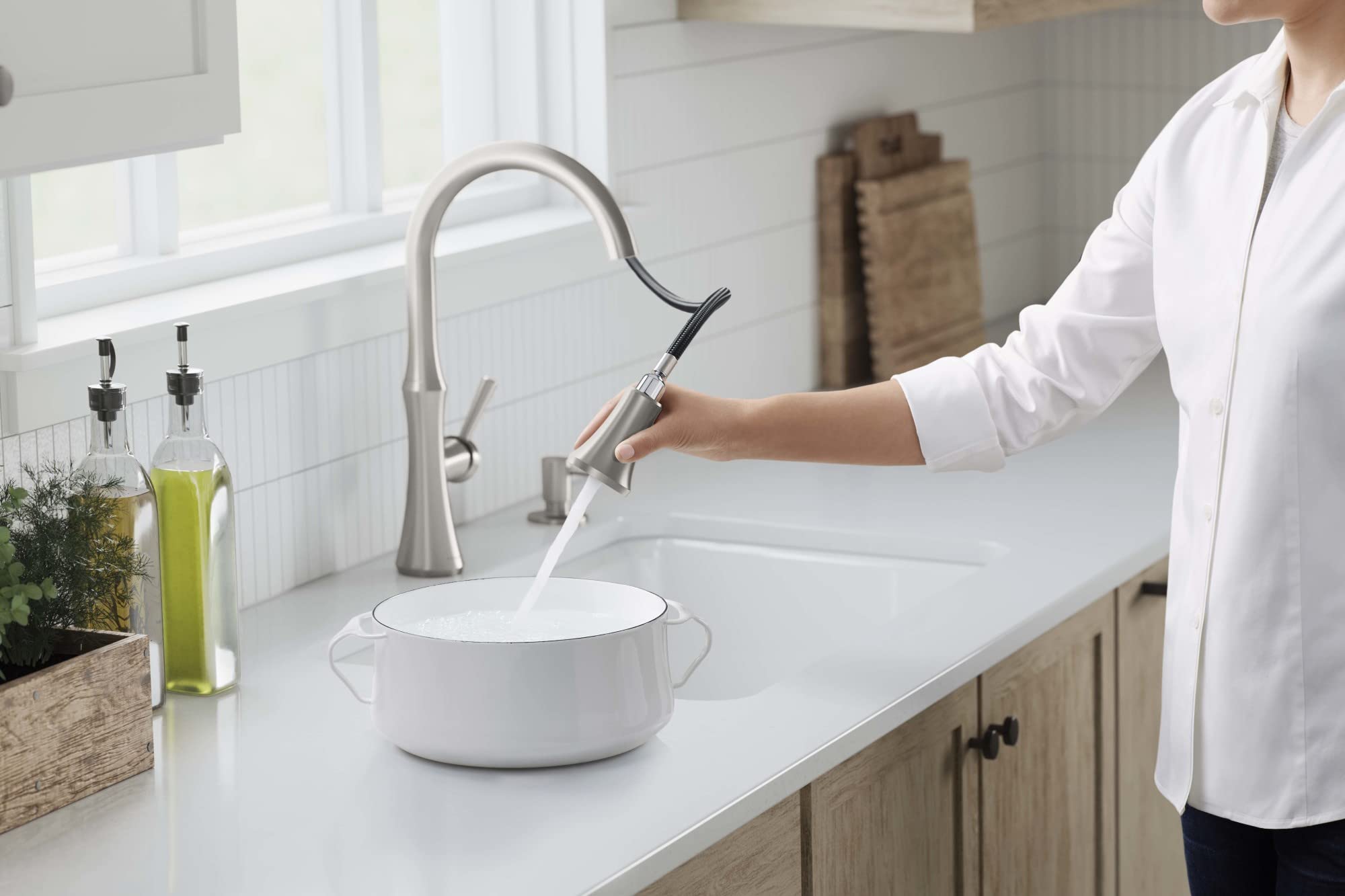Kohler R28706-SD-VS Kaori Single Handle Pull Down Sprayer Kitchen Faucet with Soap Dispenser in Vibrant Stainless - Perfect for Modern Kitchens & Easy Dishwashing