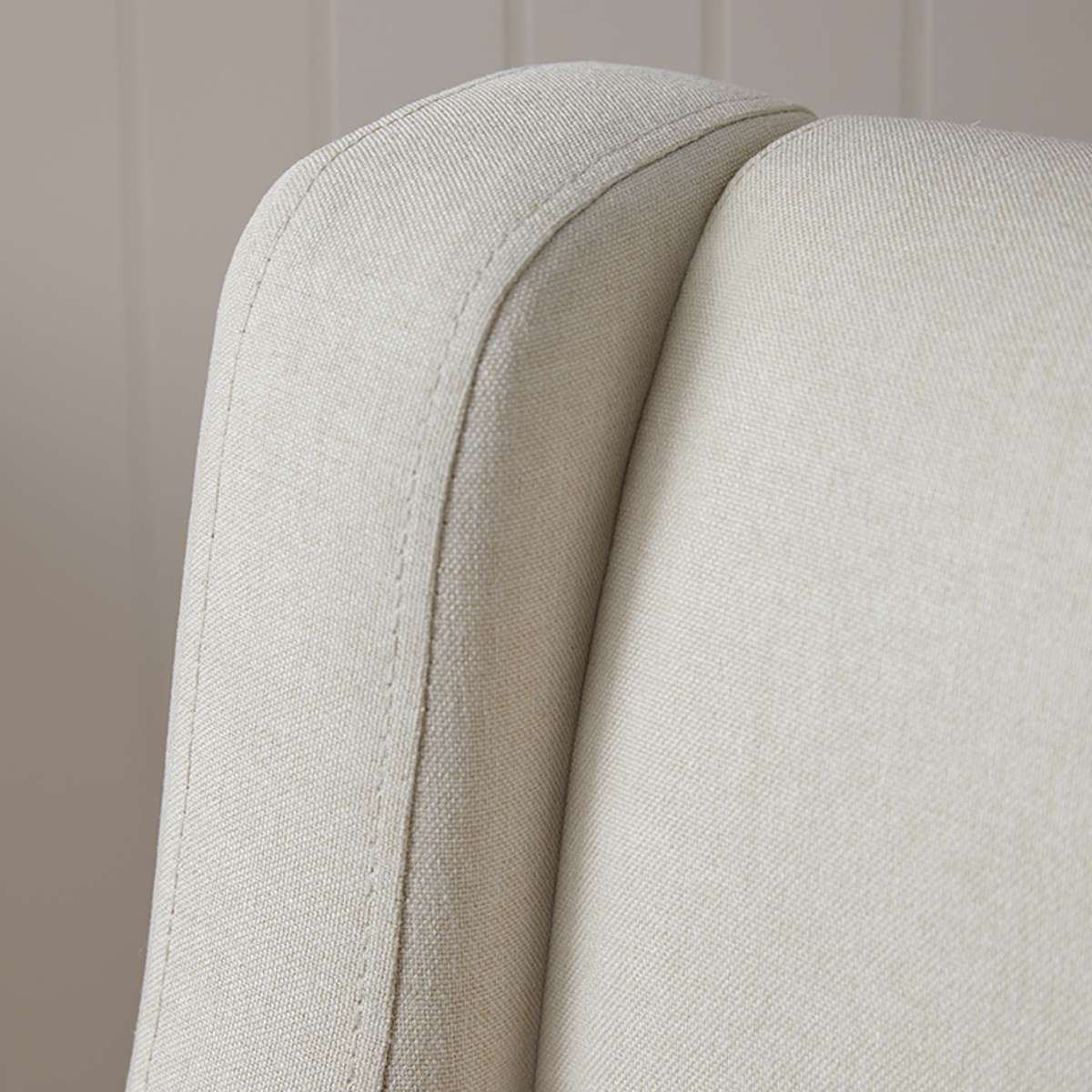 Hamptons Occasional Chair - Stylish Accent Chair for Living Room, Bedroom & Office - Comfortable Upholstered Lounge Chair with Wooden Legs - Perfect for Reading Nook, Guest Room or Home Decor