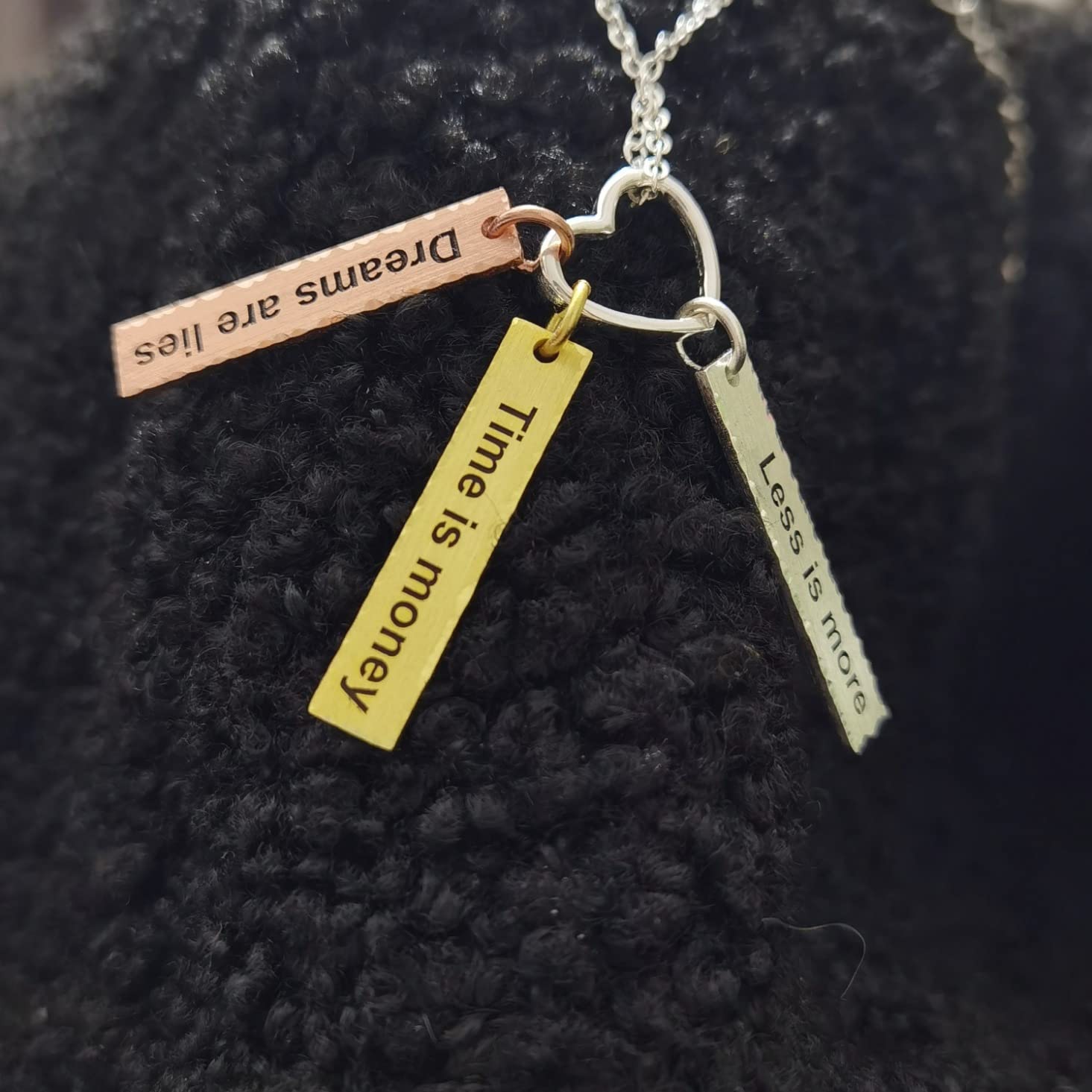 **Personalized Sterling Silver & Gold Heart Necklace - Custom Name Plate for Mom, Grandma, Sister & Best Friend - Mother's Day, Friendship & Family Gift - Perfect for Birthdays, Anniversaries & Special Occasions**