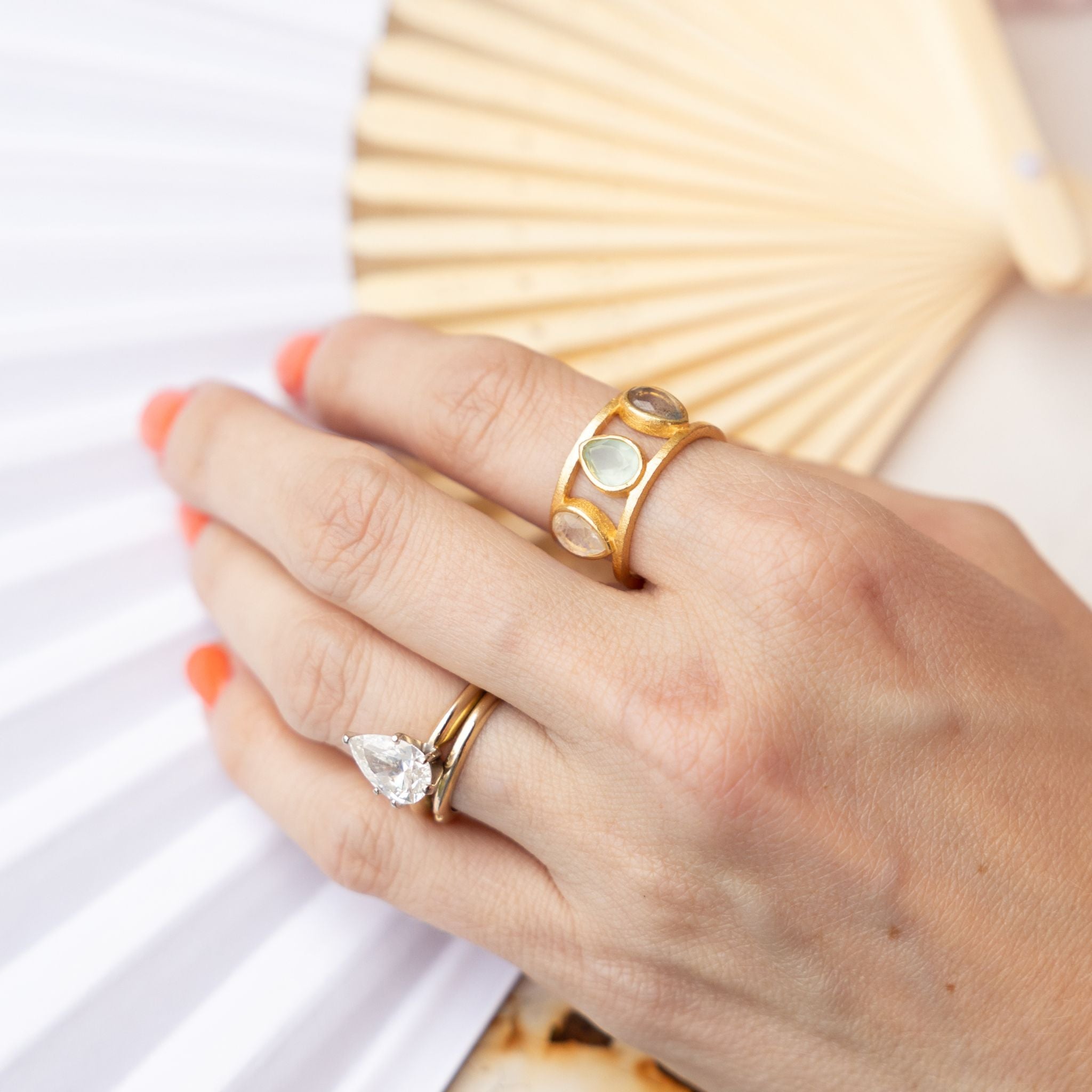 Elegant Gilded Seafoam Green Statement Ring for Women - Vintage Inspired Jewelry for Parties, Weddings & Special Occasions