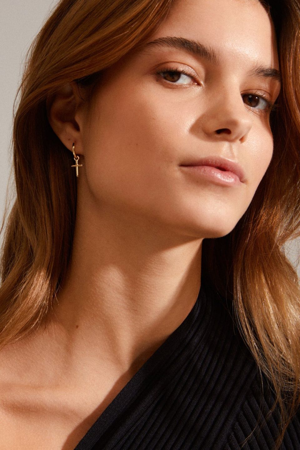 Recycled Gold Daisy Hoop Earrings for Women - Eco-Friendly Fashion Jewelry - Perfect for Everyday Wear, Parties & Gifts