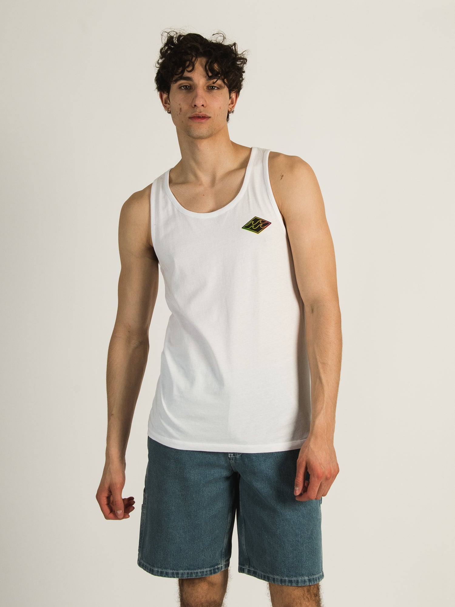 BILLABONG Crayon Wave Tank Top for Women - Soft Cotton Surfing & Beachwear - Perfect for Summer, Surfing, and Casual Outfits