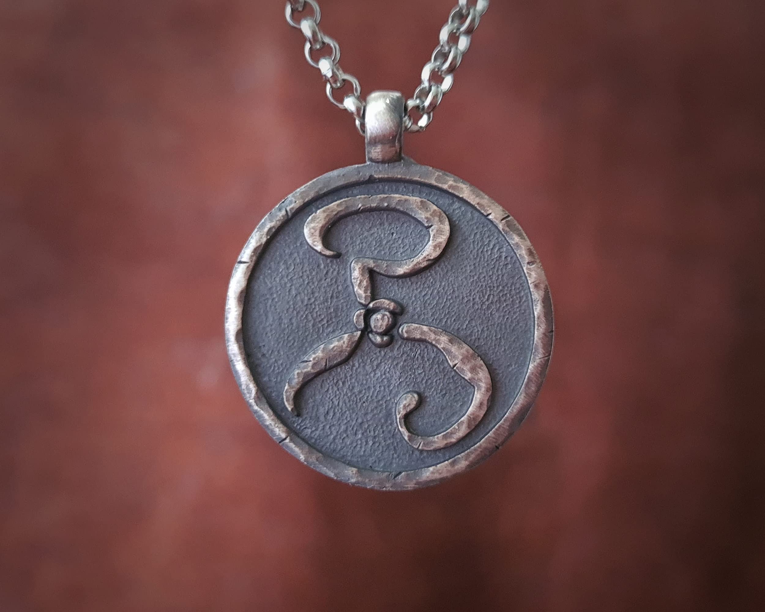 Cthulhu Silver Necklace - King in Yellow Pendant Jewelry for Men & Women - Mythos Amulet Gift