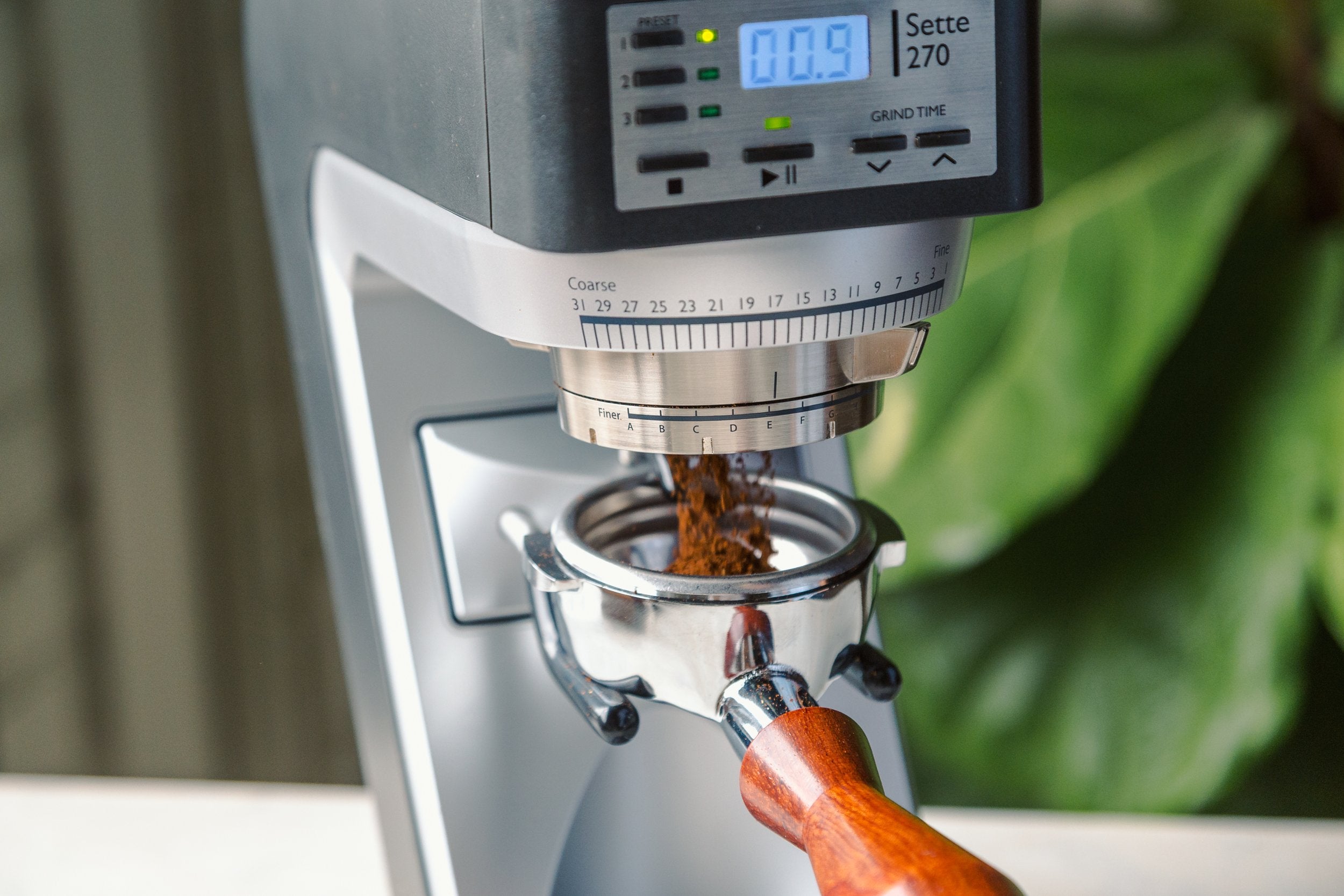Baratza Sette 270 Conical Burr Espresso Grinder - Professional Coffee Bean Grinder for Espresso, French Press & Pour Over - Perfect for Home Baristas & Coffee Shops