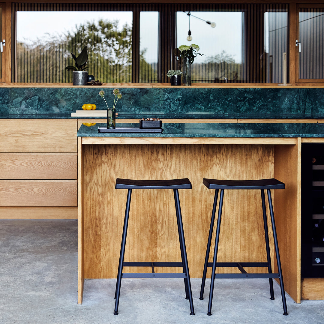 HC2 Counter Stool - Modern Kitchen Bar Stools with Back Support, Adjustable Height & Swivel Base for Home, Restaurant & Cafe Use - Perfect for Breakfast Nook, Kitchen Island & Bar Counter Seating
