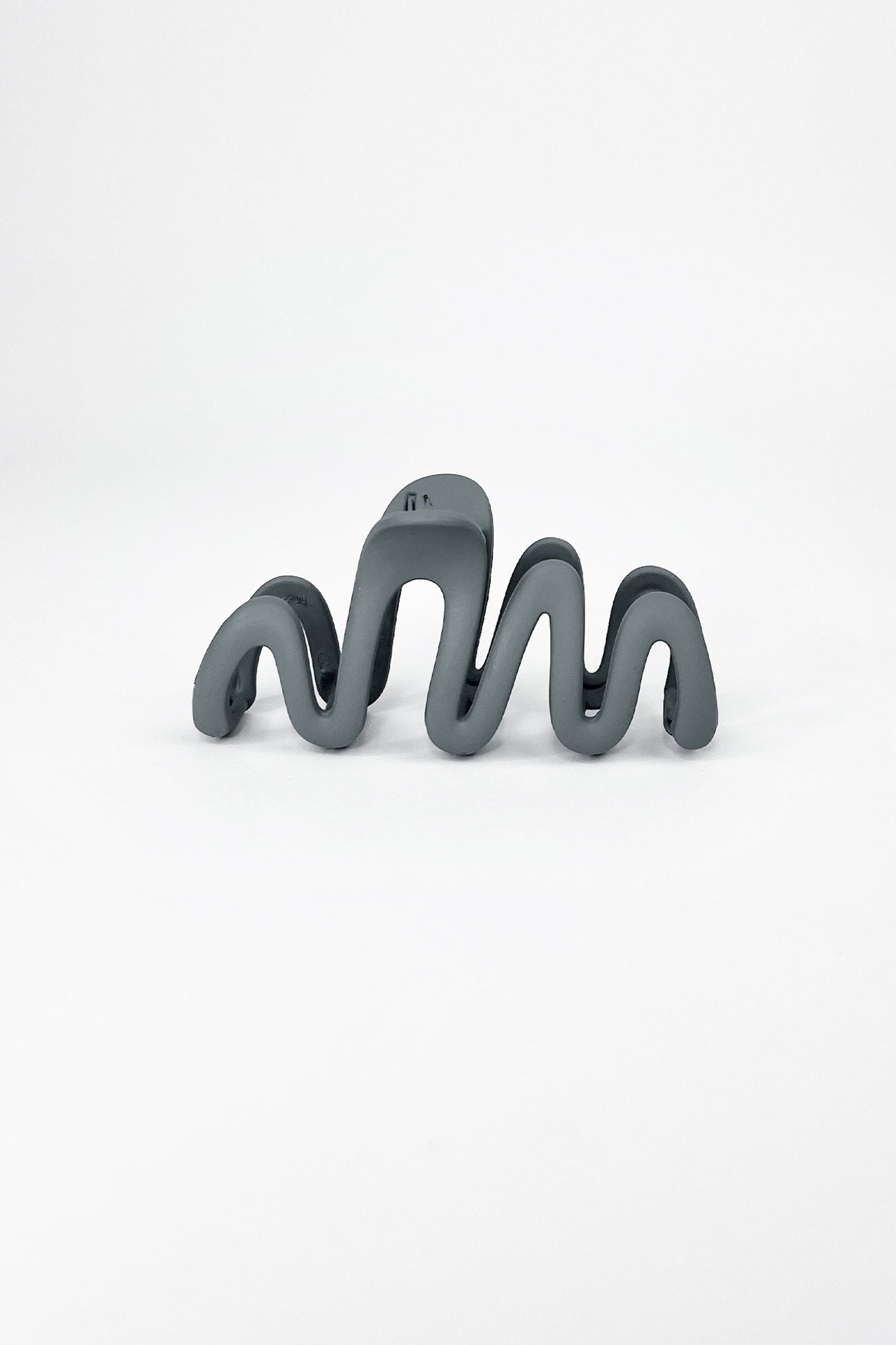 Eliza Squiggly Hair Clip - Trendy Non-Slip Hair Claw for Women & Girls - Perfect for School, Work, Parties & Everyday Hairstyles
