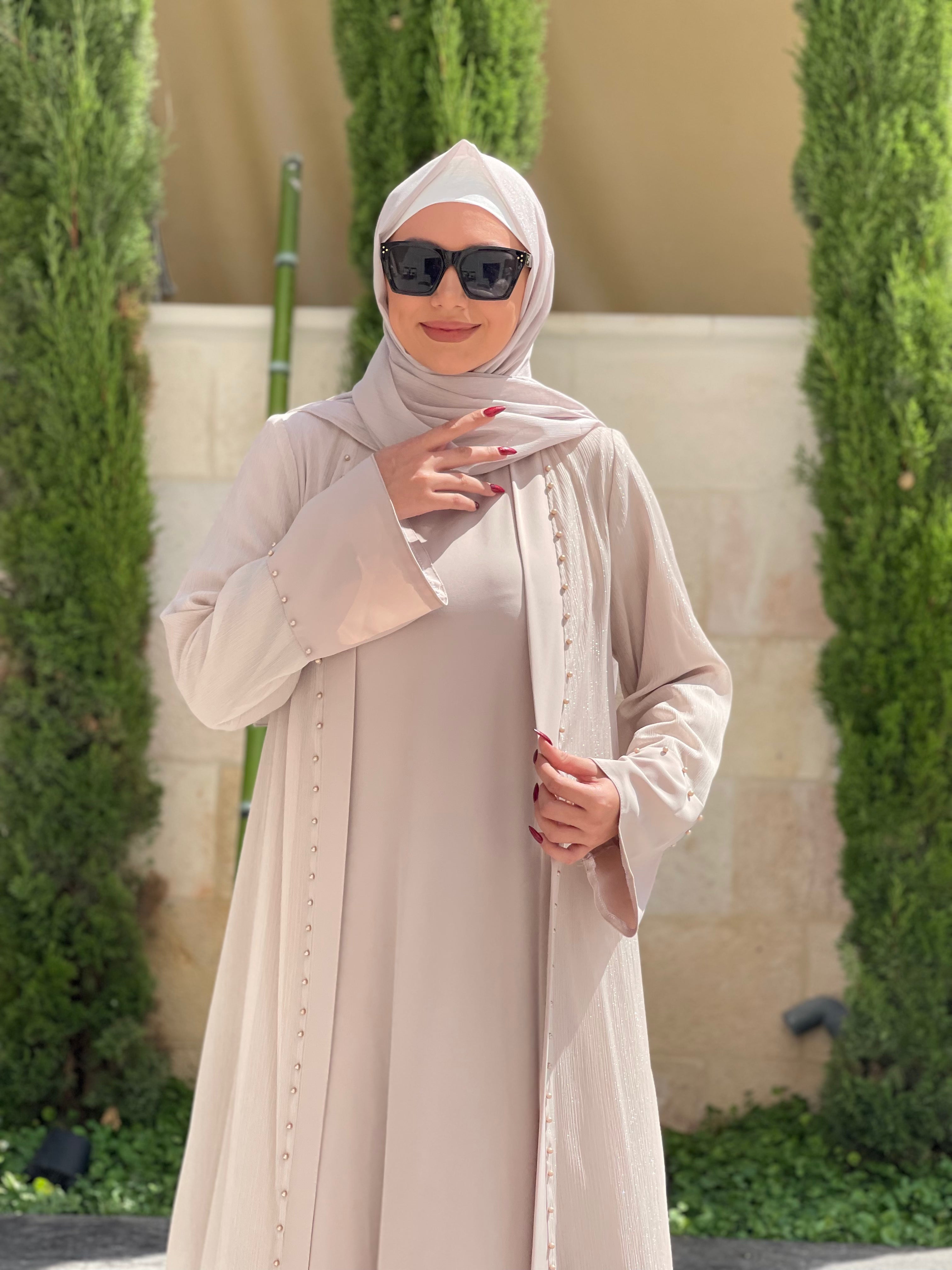 Elegant Two Piece Abaya Set for Women - Modest Islamic Prayer Dress with Flowing Hijab - Perfect for Mosque, Eid Celebrations & Special Occasions
