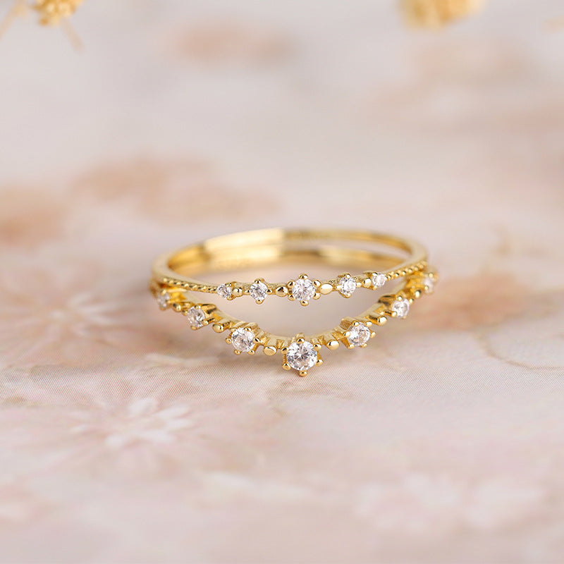 18K Gold Curved Eternity Stackable Wedding Band Ring for Women - Dainty Minimalist V-Shaped Ring for Stacking, Anniversary Gift, Bridal Jewelry | Perfect for Everyday Wear, Date Nights & Special Occasions