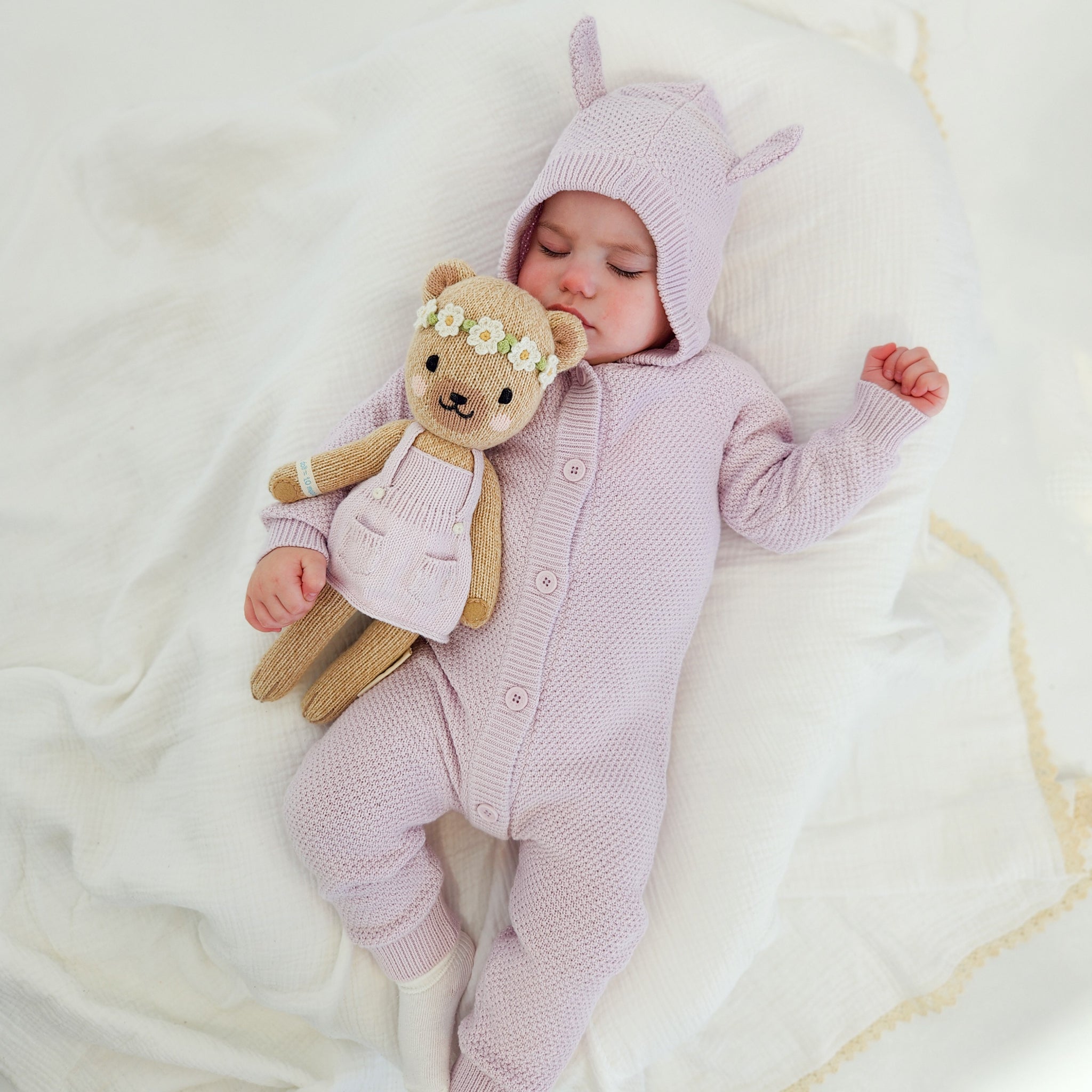 Adorable Bear Knitted Romper for Baby - Soft Lilac Blossom Color | Perfect for Photoshoots, Playdates & Special Occasions