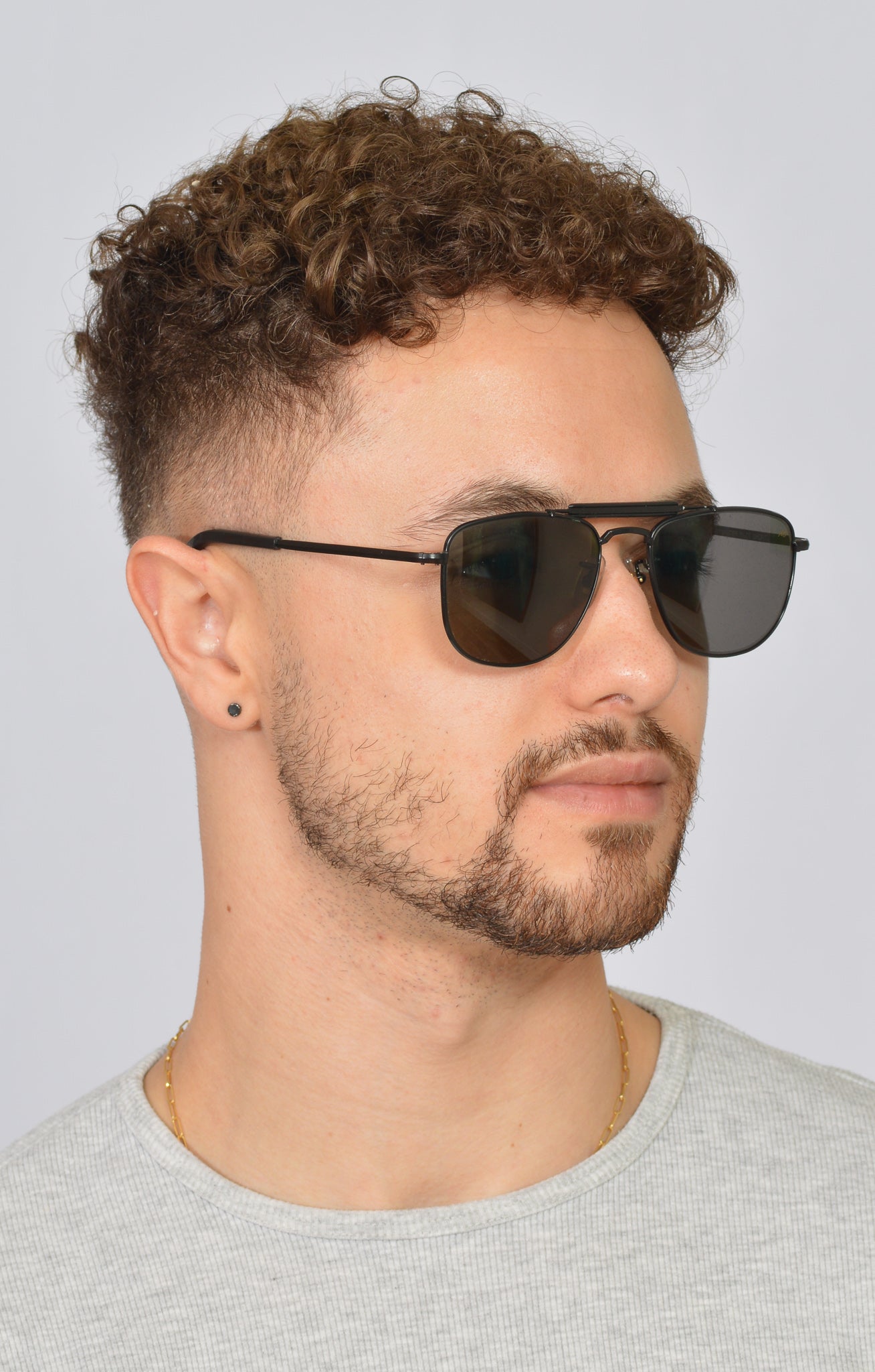 American Optical Skymaster Pilot Sport Sunglasses - Classic Aviator Style for Men & Women - UV Protection, Polarized Lenses - Perfect for Driving, Flying & Outdoor Activities