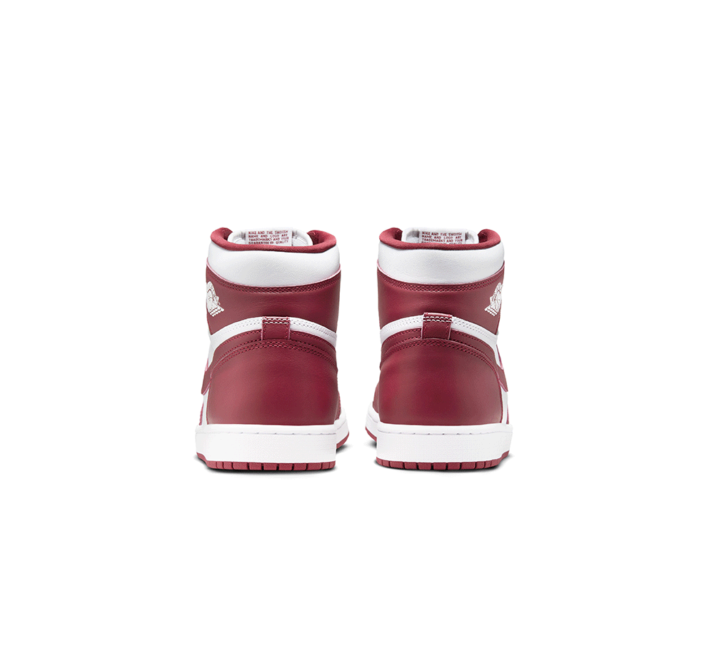Air Jordan 1 Retro High OG Basketball Shoes - Men's Classic Sneakers for Streetwear & Court Performance | Perfect for Casual Wear, Sports & Sneaker Collection
